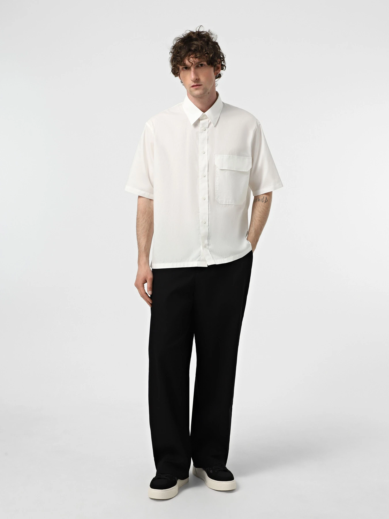Брюки Armani Exchange модель XM000394-AF13171-UC001 Фото
