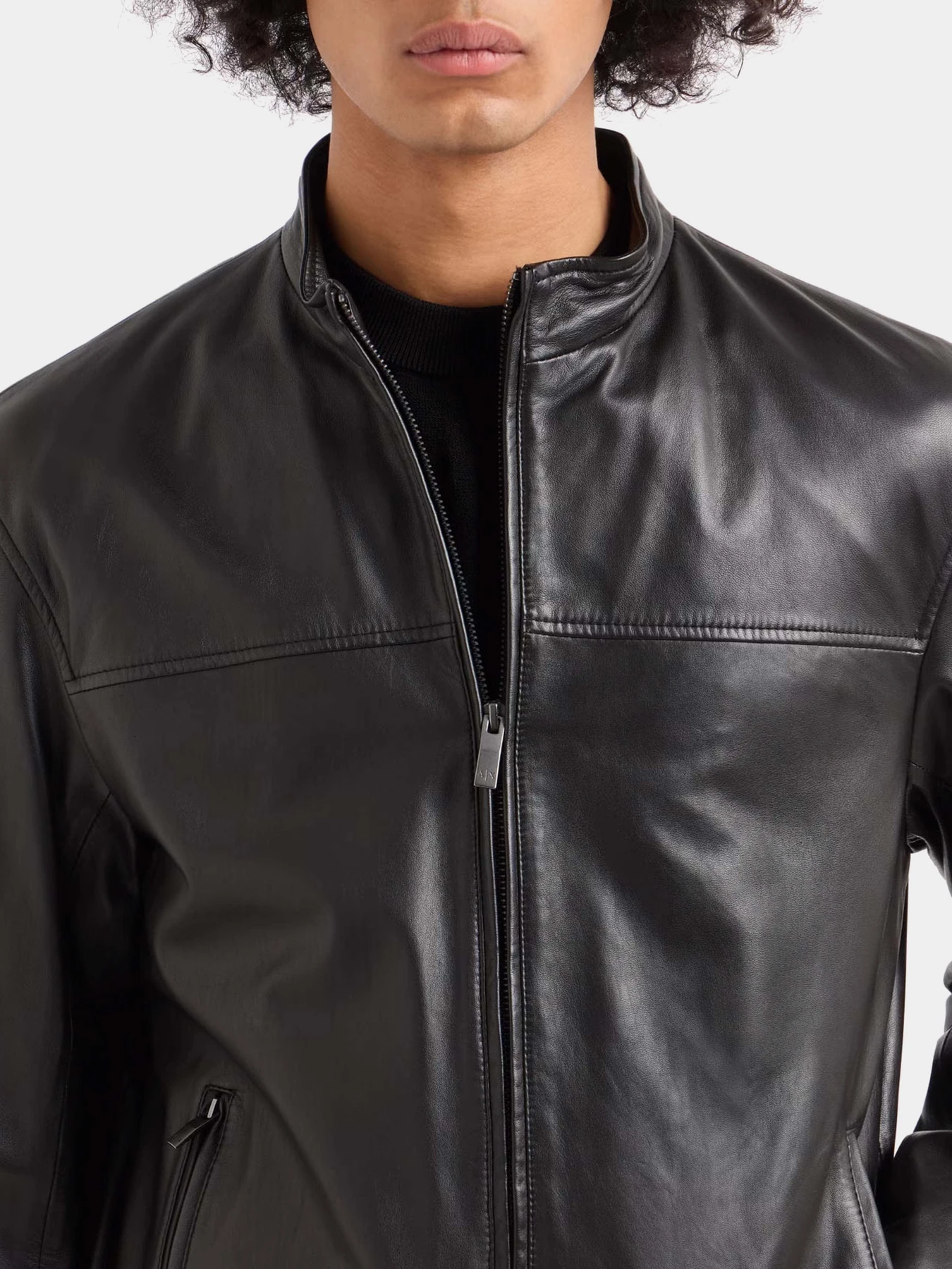 Куртки та дублянки Armani Exchange модель XM000448-AF13136-UC001 Фото