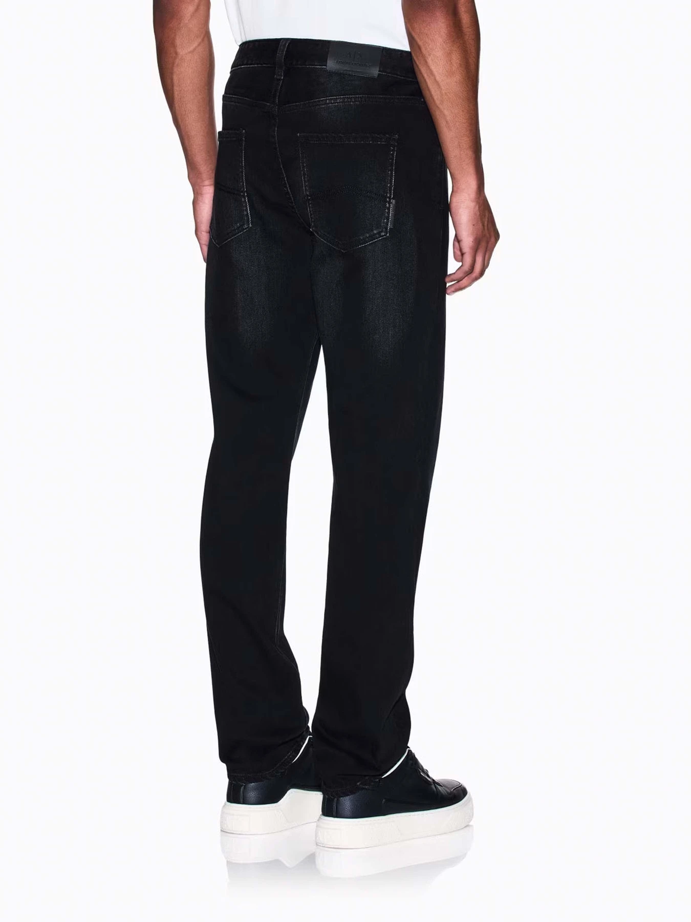 Джинсы Armani Exchange модель XM000049-AF13266-MC002 Фото