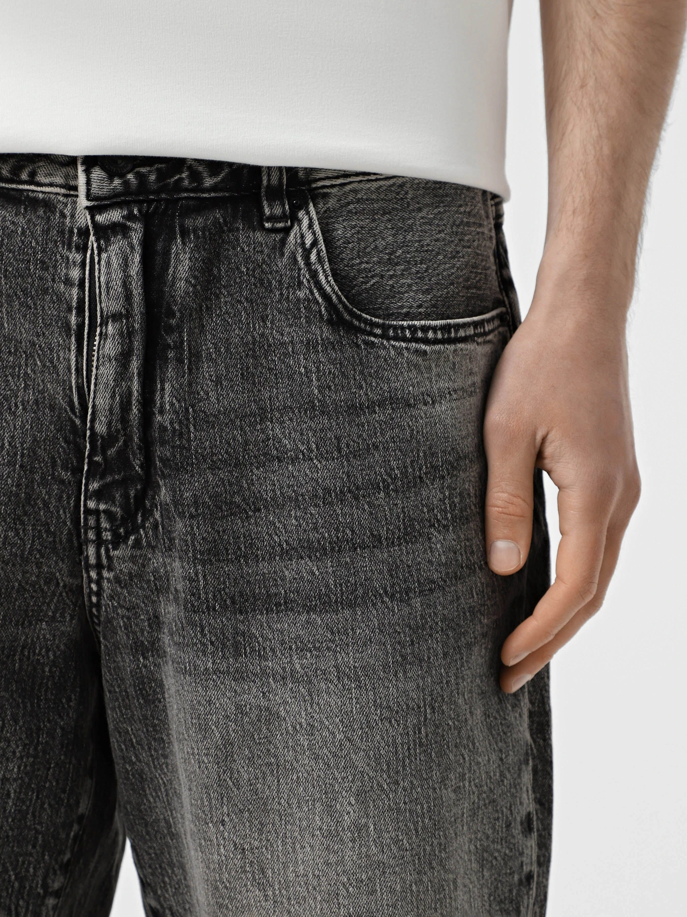 Шорты Armani Exchange модель XM000073-AF13264-M8088 Шорты Armani Exchange модель XM000073-AF13264-M8088 Фото