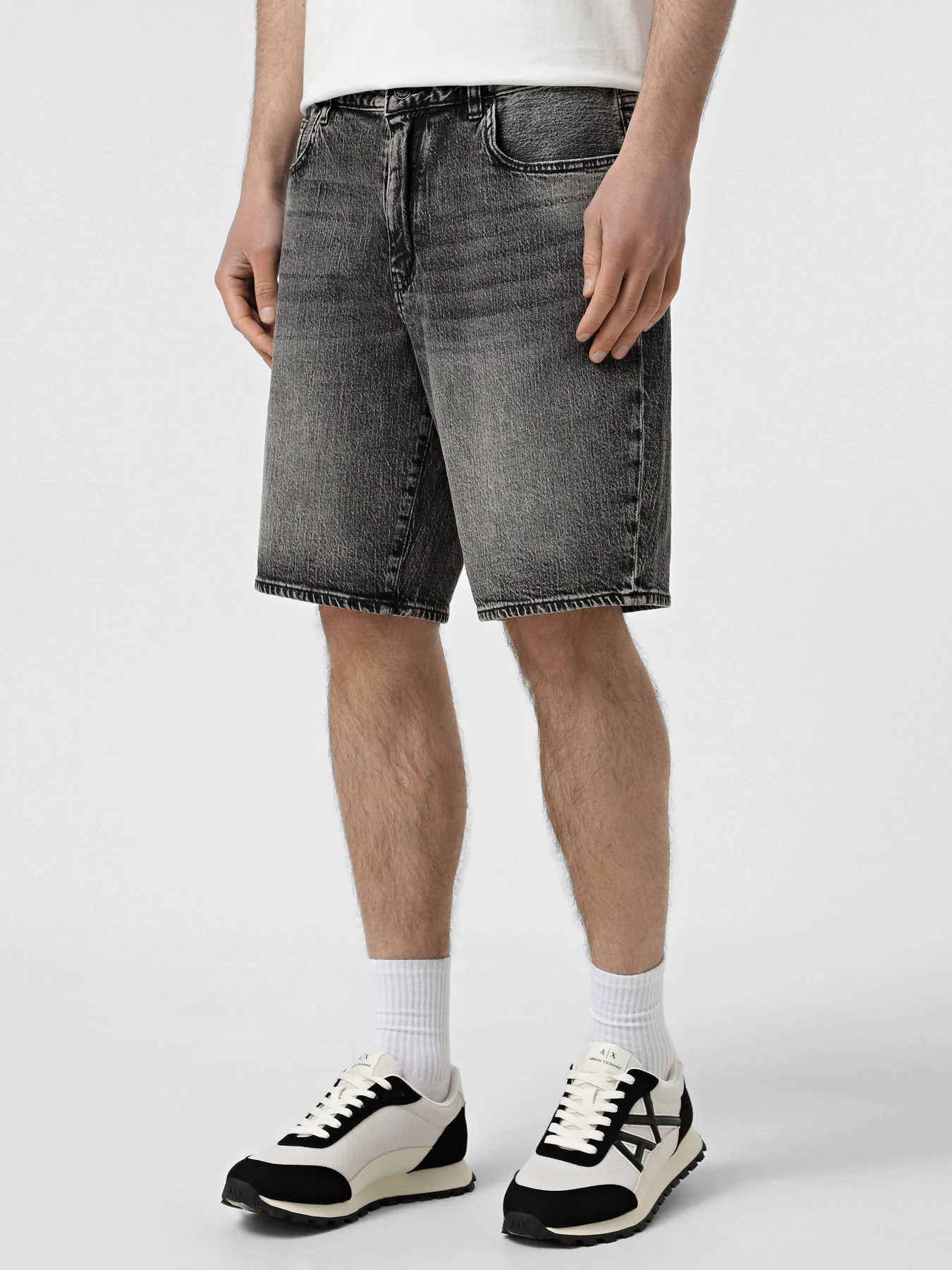 Шорты Armani Exchange модель XM000073-AF13264-M8088 Шорты Armani Exchange модель XM000073-AF13264-M8088 Фото