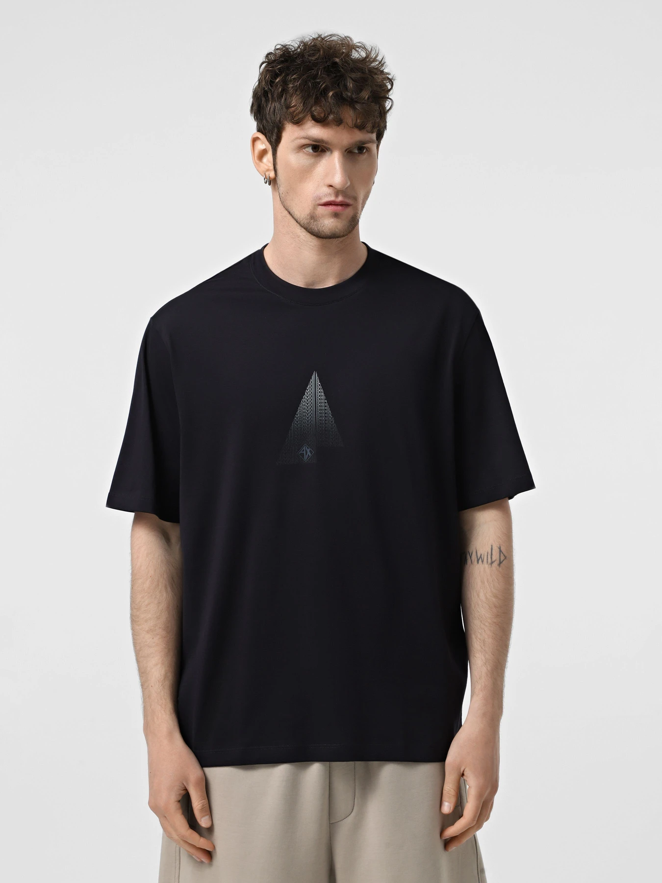 Футболки і поло Armani Exchange модель XM000270-AF12112-UB101 Футболки і поло Armani Exchange модель XM000270-AF12112-UB101 Фото