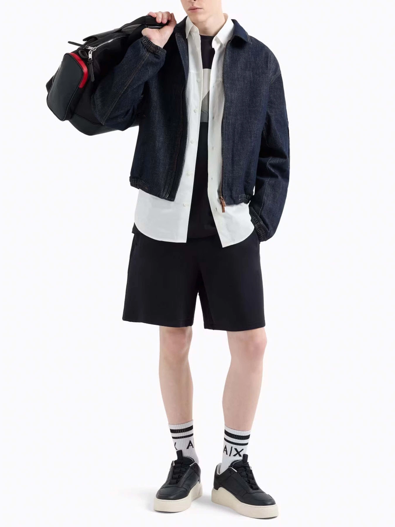 Шорты Armani Exchange модель XM000355-AF10818-UB101 Фото