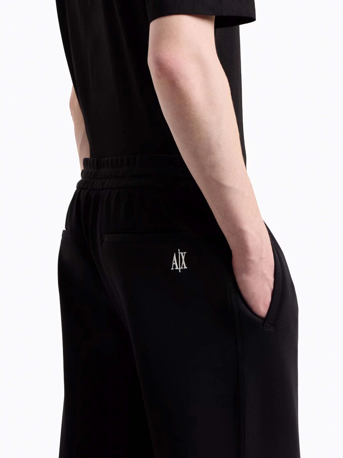 Брюки Armani Exchange модель XM000373-AF10818-UC001 Фото