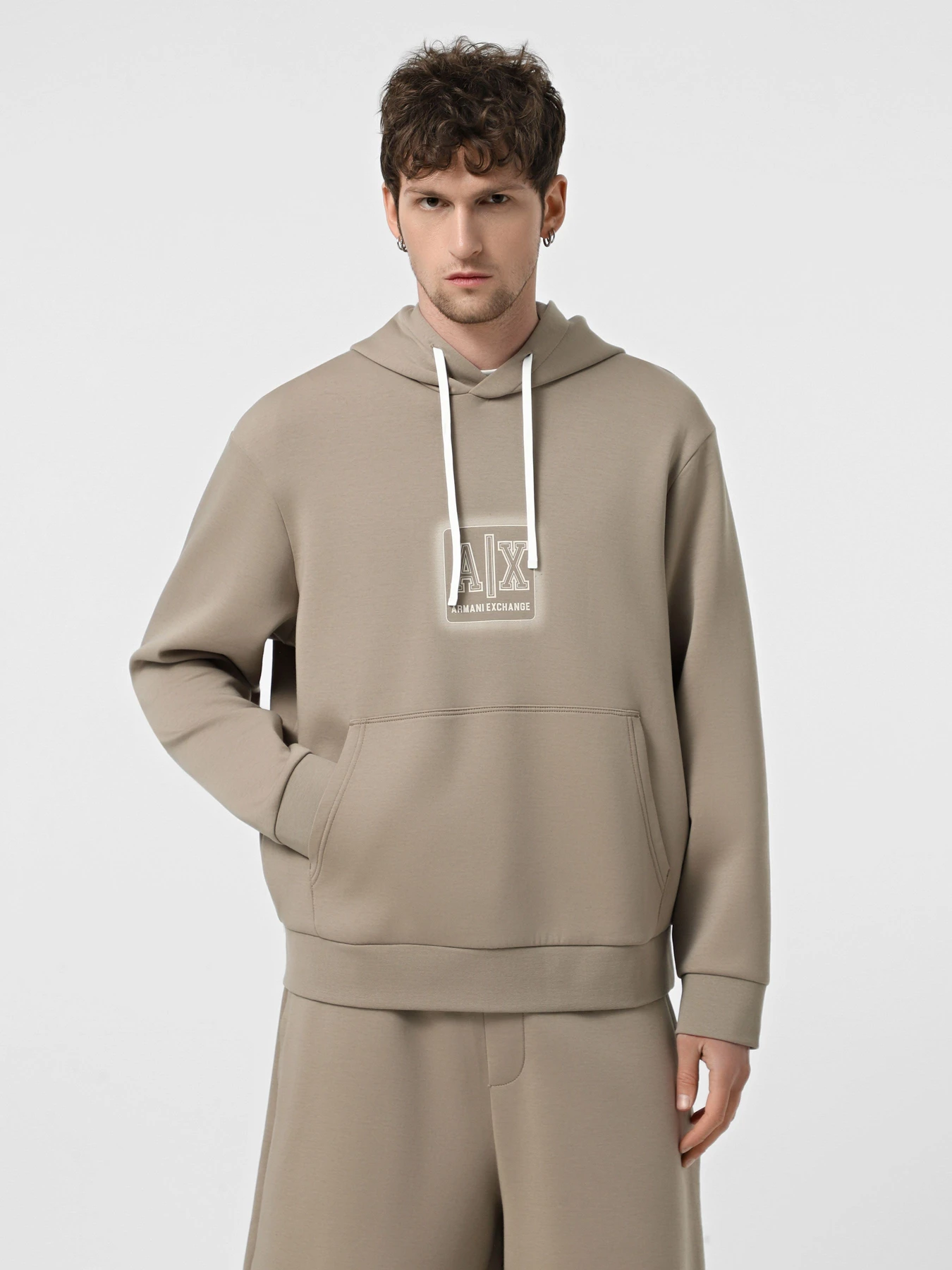 Худі та світшоти Armani Exchange модель XM000482-AF10818-U6167 Худі та світшоти Armani Exchange модель XM000482-AF10818-U6167 Фото
