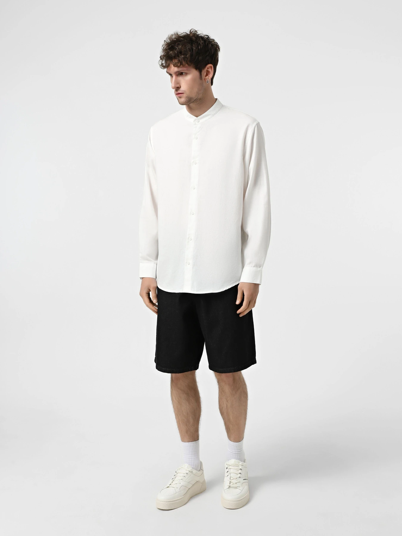 Рубашки Armani Exchange модель XM000717-AF13181-U0009 Рубашки Armani Exchange модель XM000717-AF13181-U0009 Фото