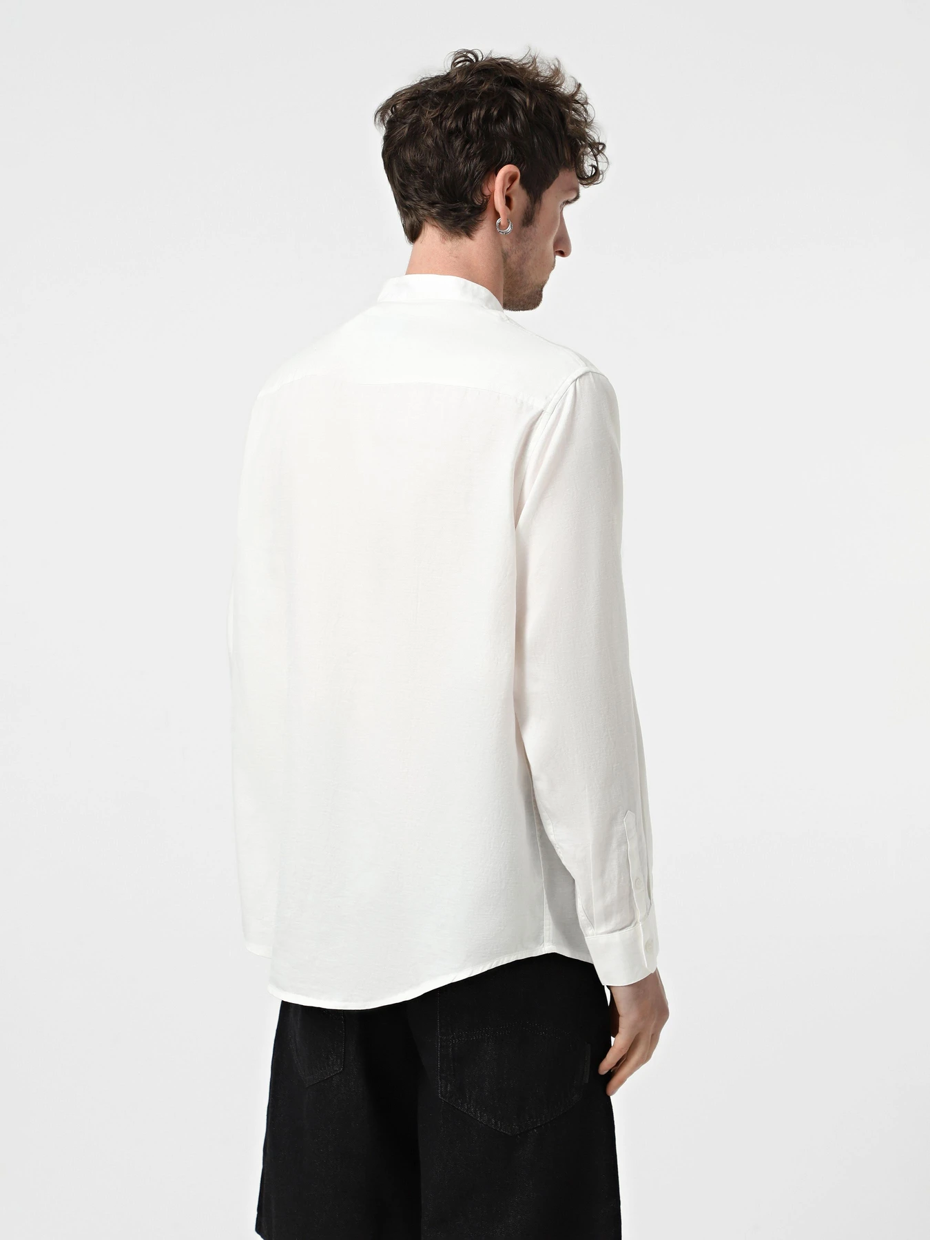 Рубашки Armani Exchange модель XM000717-AF13181-U0009 Рубашки Armani Exchange модель XM000717-AF13181-U0009 Фото