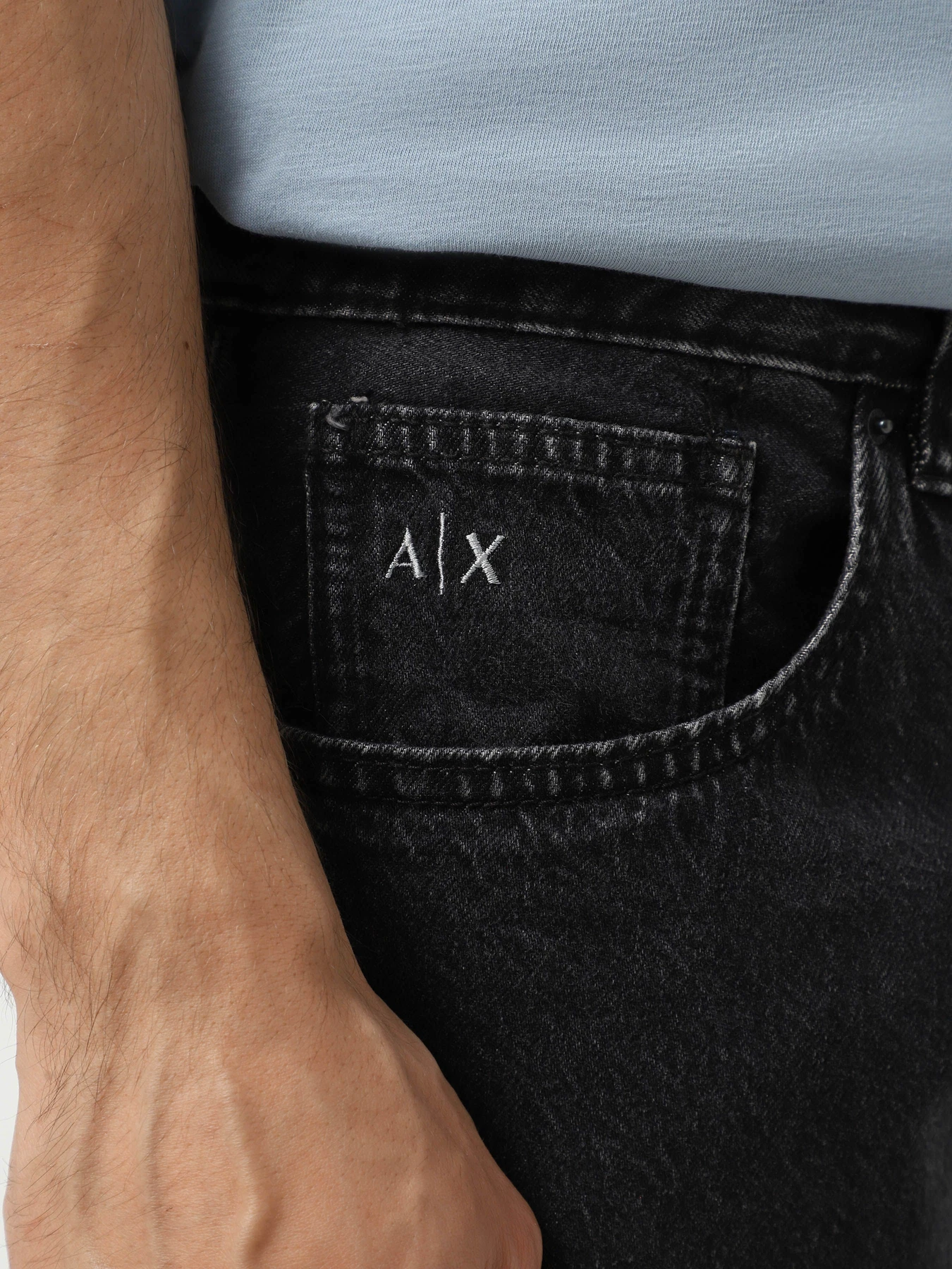 Джинси Armani Exchange модель XM000049-AF13366-M8001 Фото