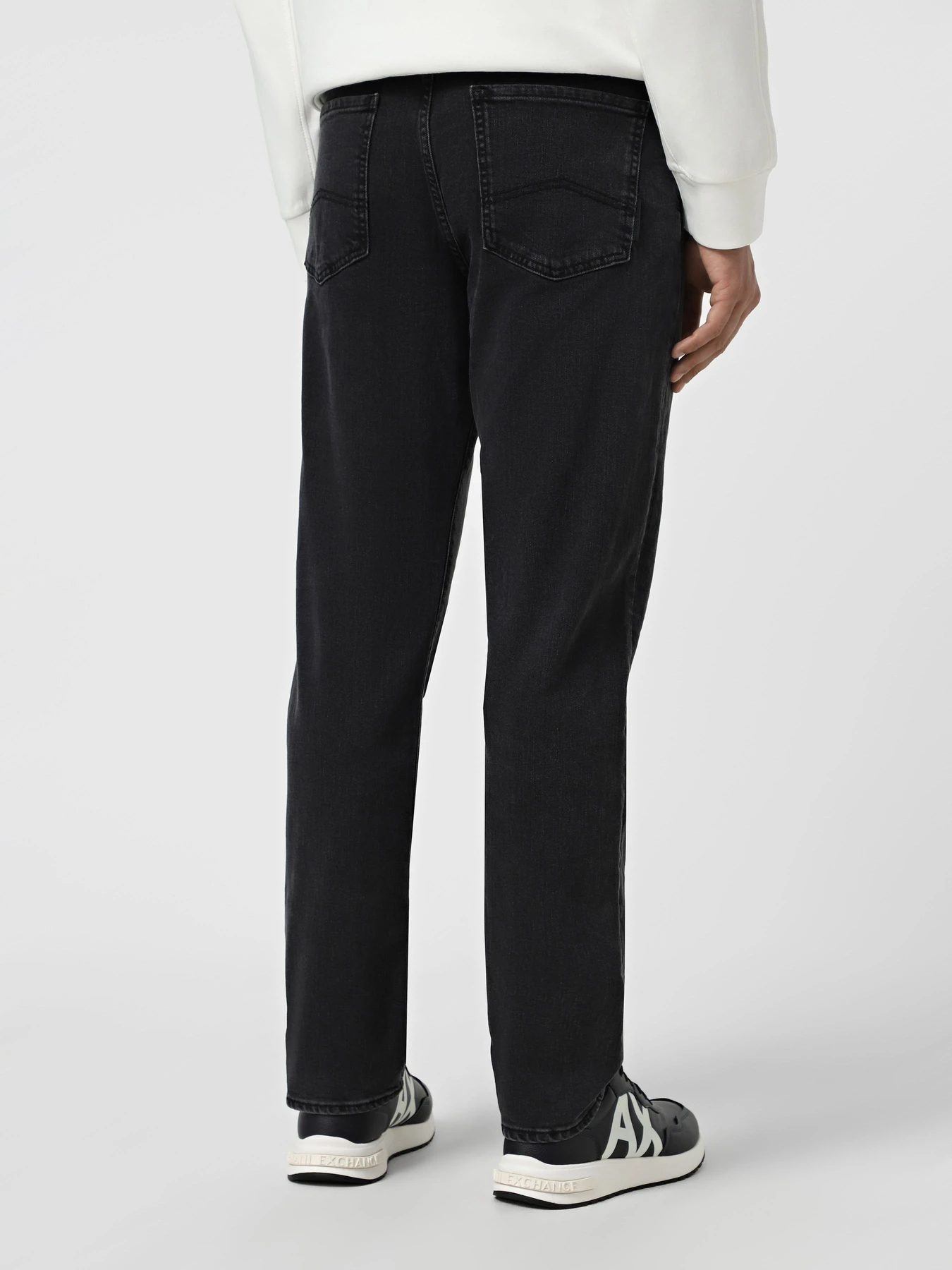 Джинси Armani Exchange модель XM000049-AF14604-M8088 Джинси Armani Exchange модель XM000049-AF14604-M8088 Фото