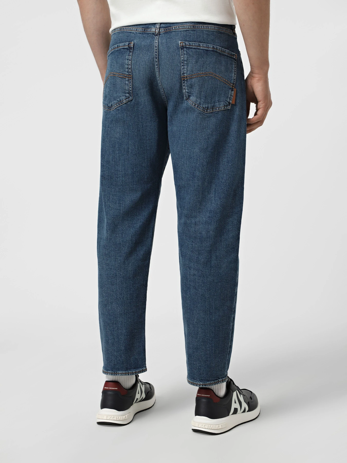 Джинси Armani Exchange модель XM000072-AF18811-MB002 Джинси Armani Exchange модель XM000072-AF18811-MB002 Фото
