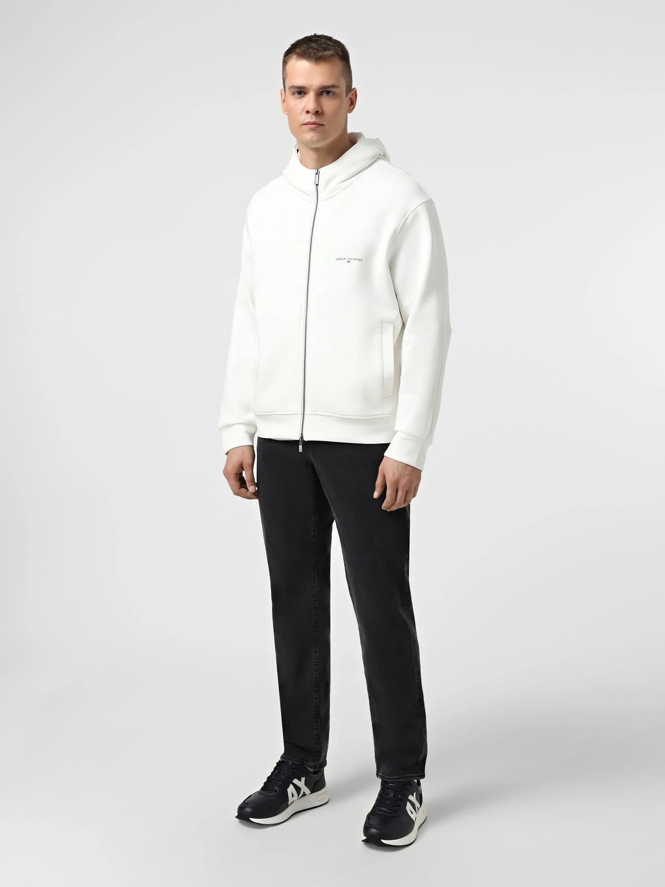 Худи и свитшоты Armani Exchange модель XM000983-AF10818-U0009 Худи и свитшоты Armani Exchange модель XM000983-AF10818-U0009 Фото