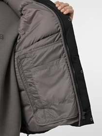Куртки и дубленки Armani Exchange модель XM001100-AF16340-UC001 Фото