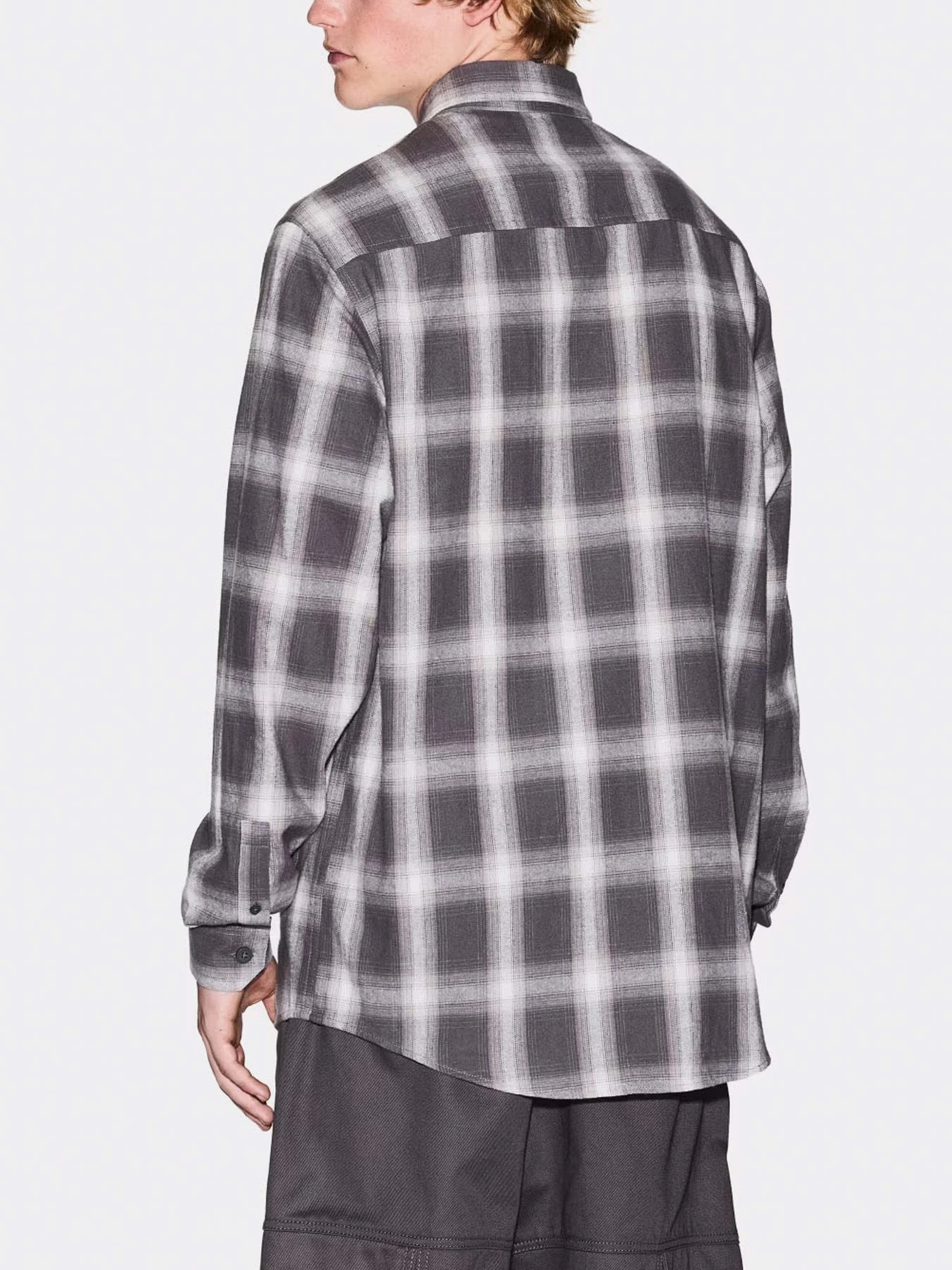 Рубашки Armani Exchange модель XM001149-AF16626-F1092 Рубашки Armani Exchange модель XM001149-AF16626-F1092 Фото