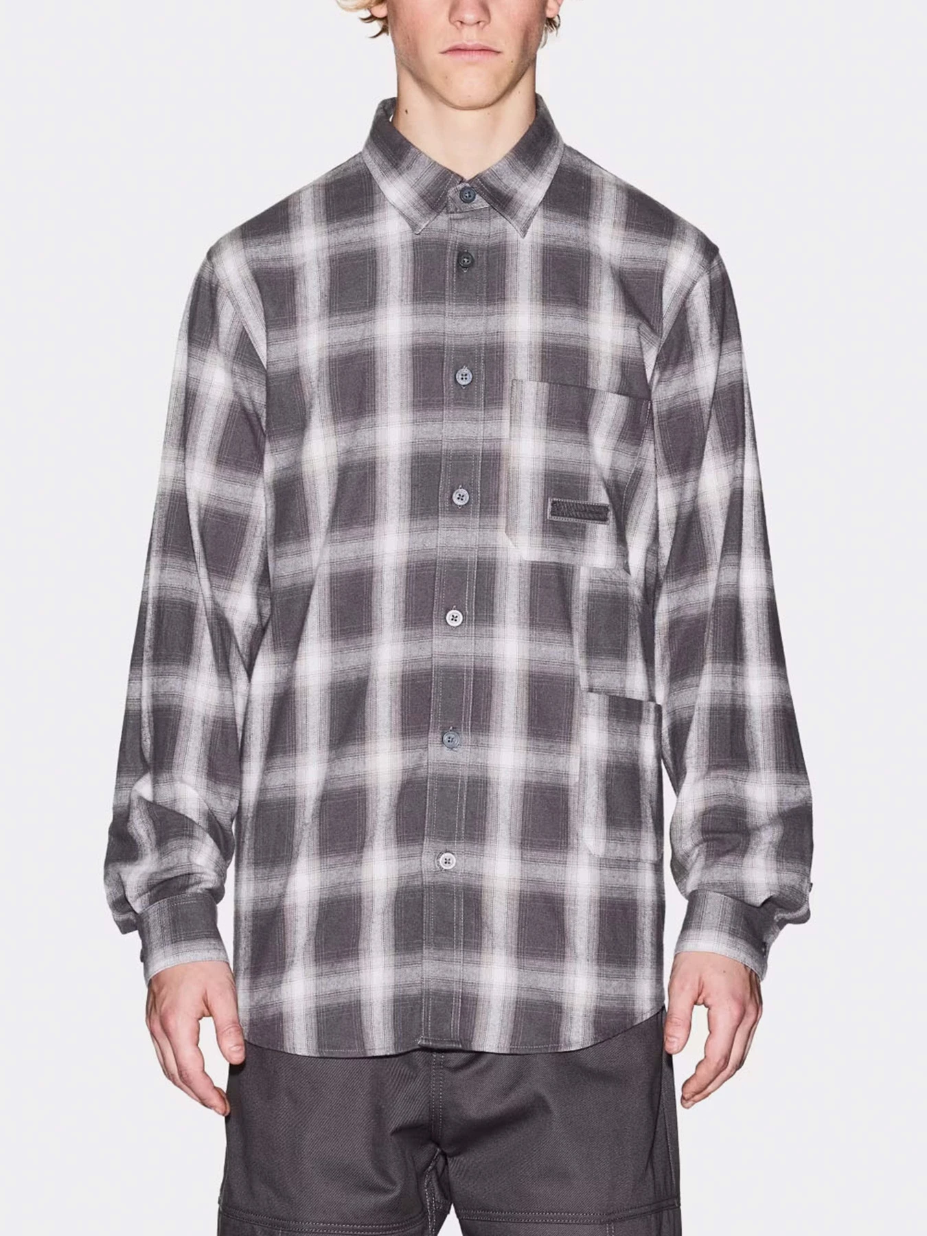 Рубашки Armani Exchange модель XM001149-AF16626-F1092 Рубашки Armani Exchange модель XM001149-AF16626-F1092 Фото