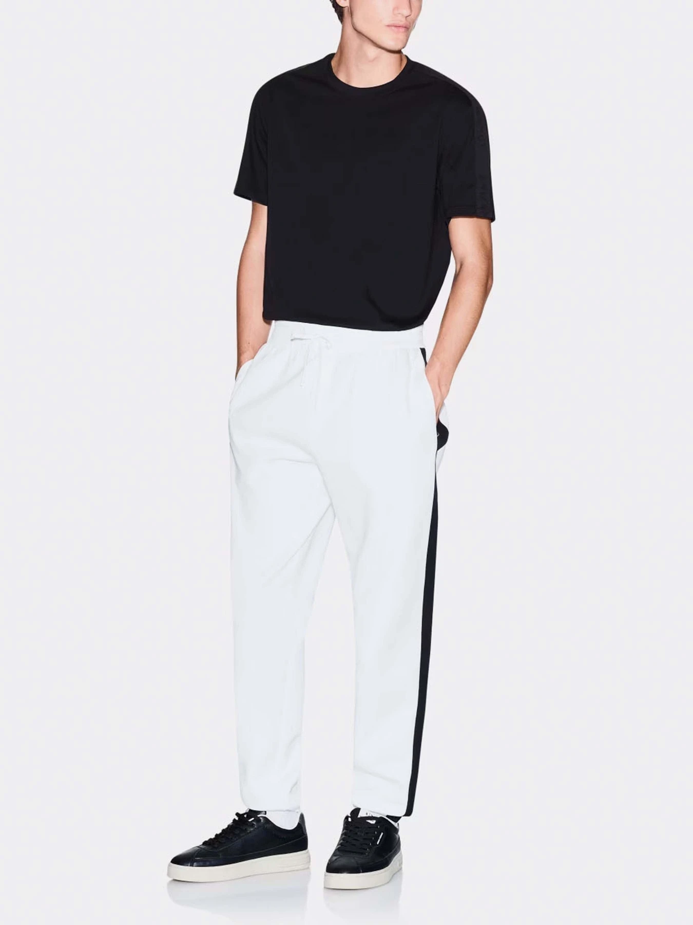 Футболки и поло Armani Exchange модель XM001283-AF10361-UC001 Футболки и поло Armani Exchange модель XM001283-AF10361-UC001 Фото