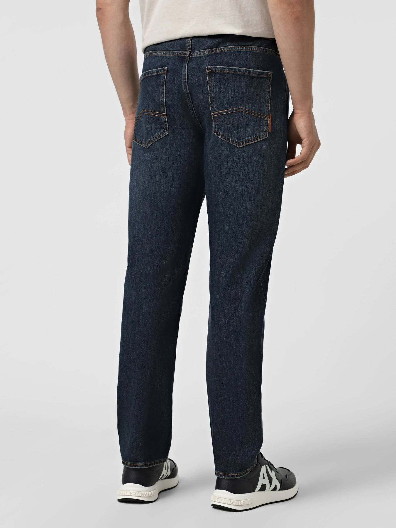 Джинси Armani Exchange модель XM000049-AF19774-MB001 Джинси Armani Exchange модель XM000049-AF19774-MB001 Фото
