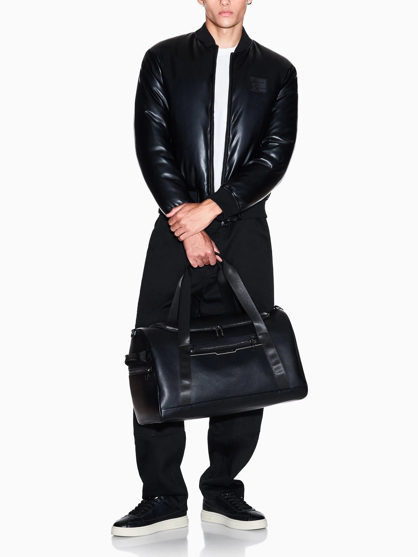Куртки и дубленки Armani Exchange модель XM001104-AF16647-UC001 Фото