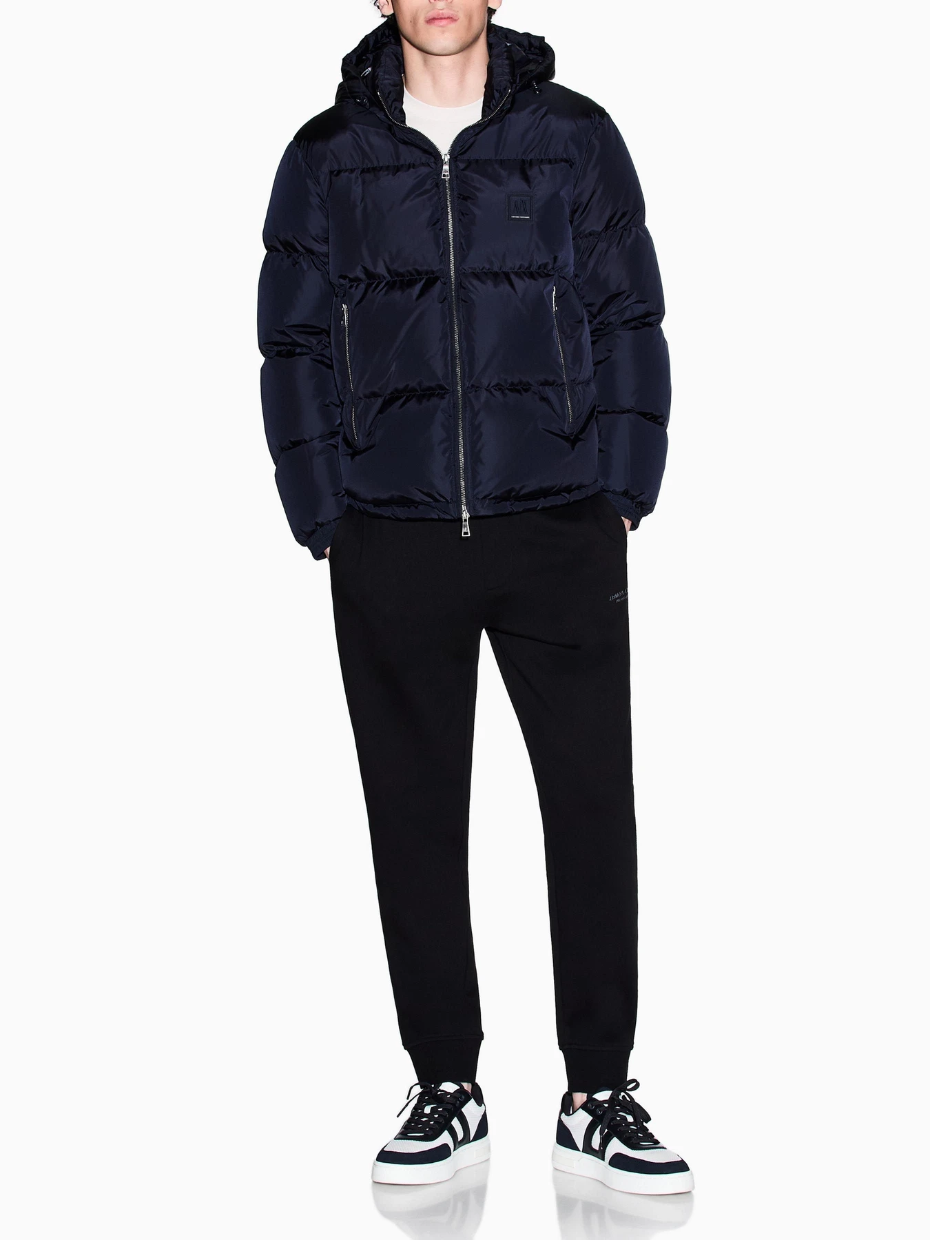 Штани Armani Exchange модель XM001299-AF20934-UC001 Штани Armani Exchange модель XM001299-AF20934-UC001 Фото