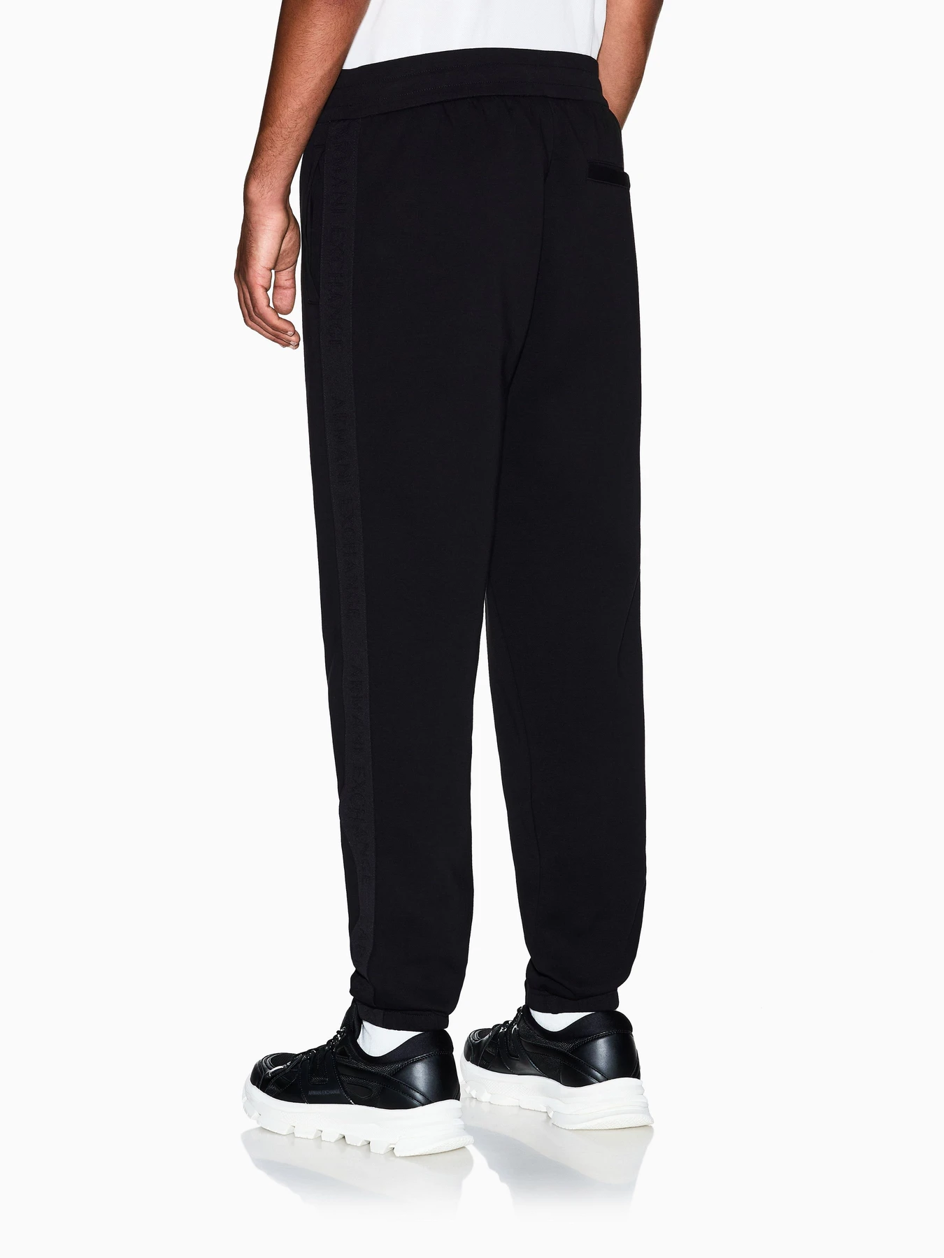Штани Armani Exchange модель XM001301-AF10818-UC001 Штани Armani Exchange модель XM001301-AF10818-UC001 Фото