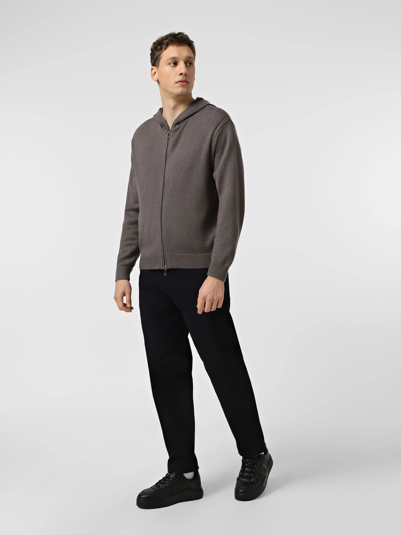 Штани Armani Exchange модель XM001569-AF18849-UB101 Штани Armani Exchange модель XM001569-AF18849-UB101 Фото