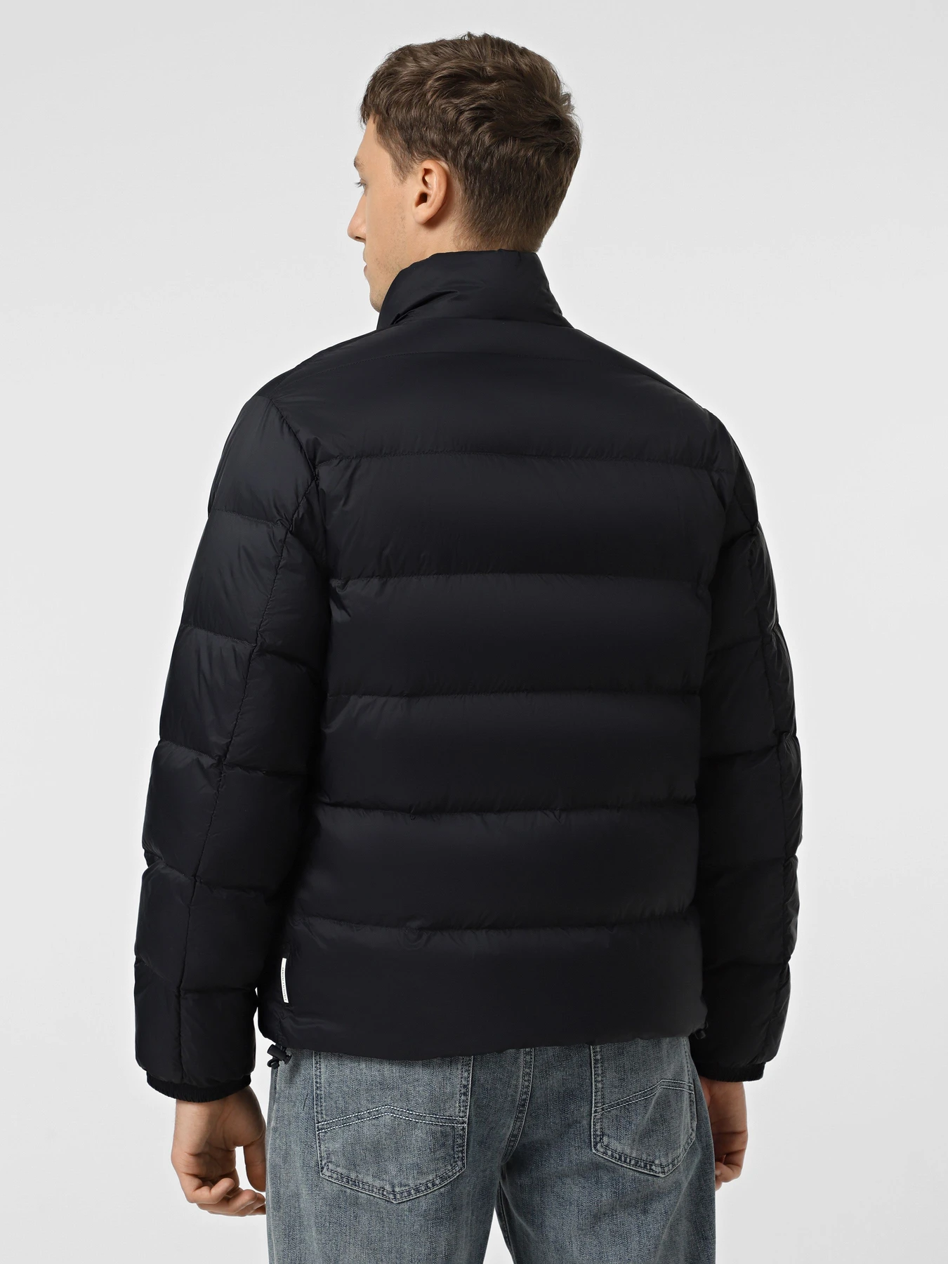 Куртки и дубленки Armani Exchange модель XM001575-AF16927-UB101 Куртки и дубленки Armani Exchange модель XM001575-AF16927-UB101 Фото