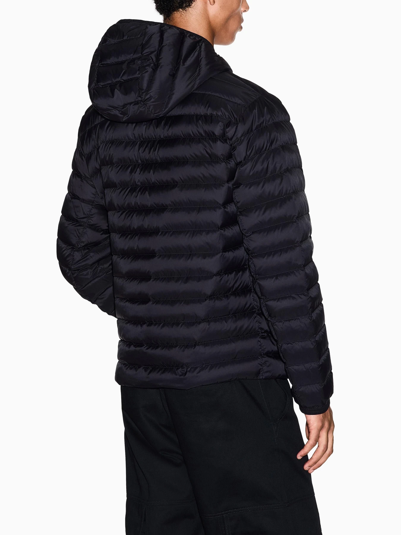 Куртки та дублянки Armani Exchange модель XM001577-AF16927-UC001 Фото