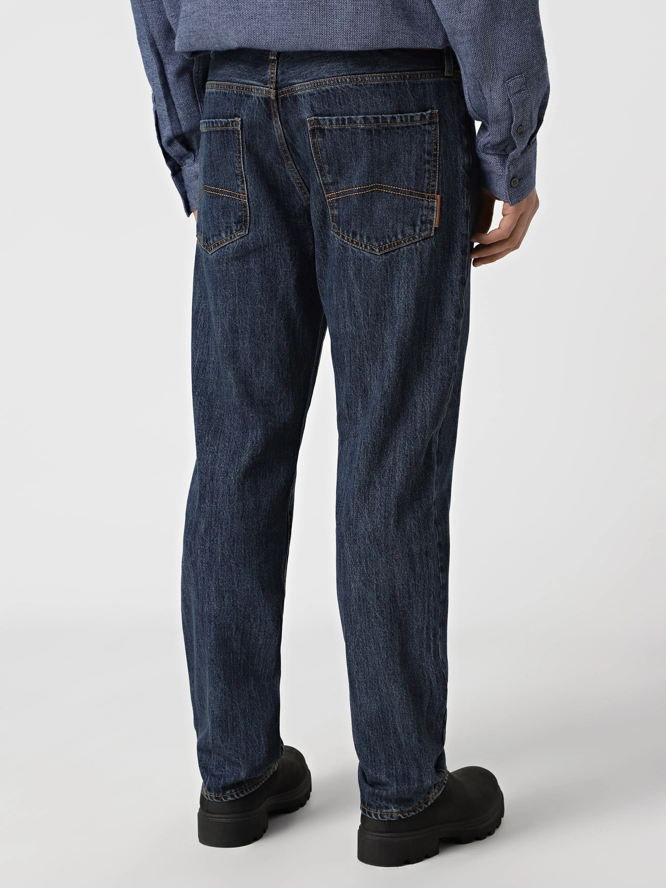 Джинси Armani Exchange модель XM000049-AF16986-MB010 Джинси Armani Exchange модель XM000049-AF16986-MB010 Фото