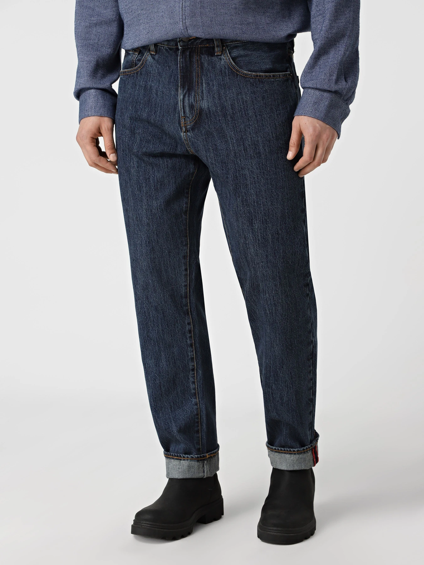 Джинси Armani Exchange модель XM000049-AF16986-MB010 Джинси Armani Exchange модель XM000049-AF16986-MB010 Фото