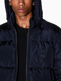 Куртки та дублянки Armani Exchange модель XM000348-AF12286-UB101 Фото