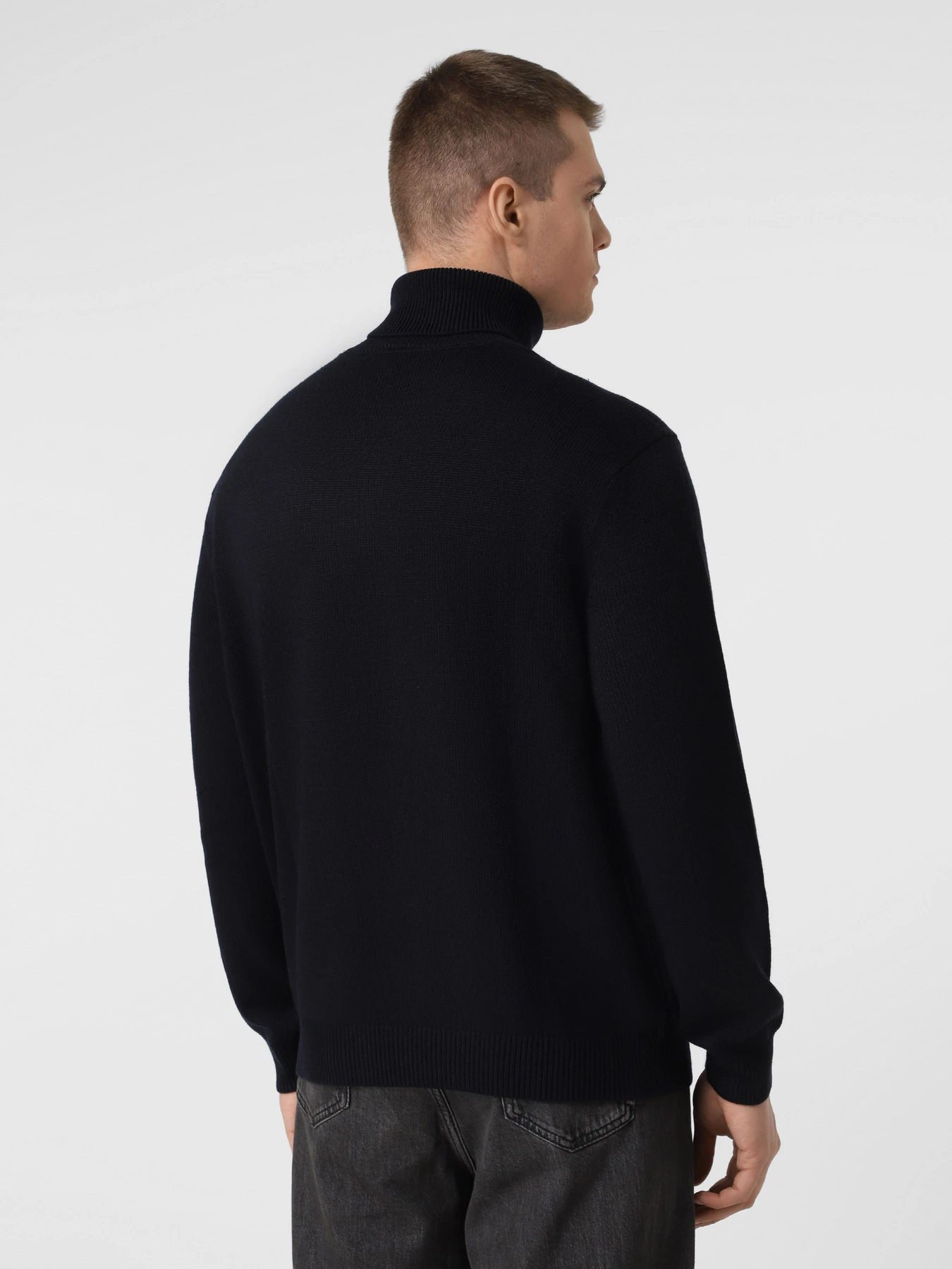 Светри та кардигани Armani Exchange модель XM001917-AF14008-UB101 Светри та кардигани Armani Exchange модель XM001917-AF14008-UB101 Фото