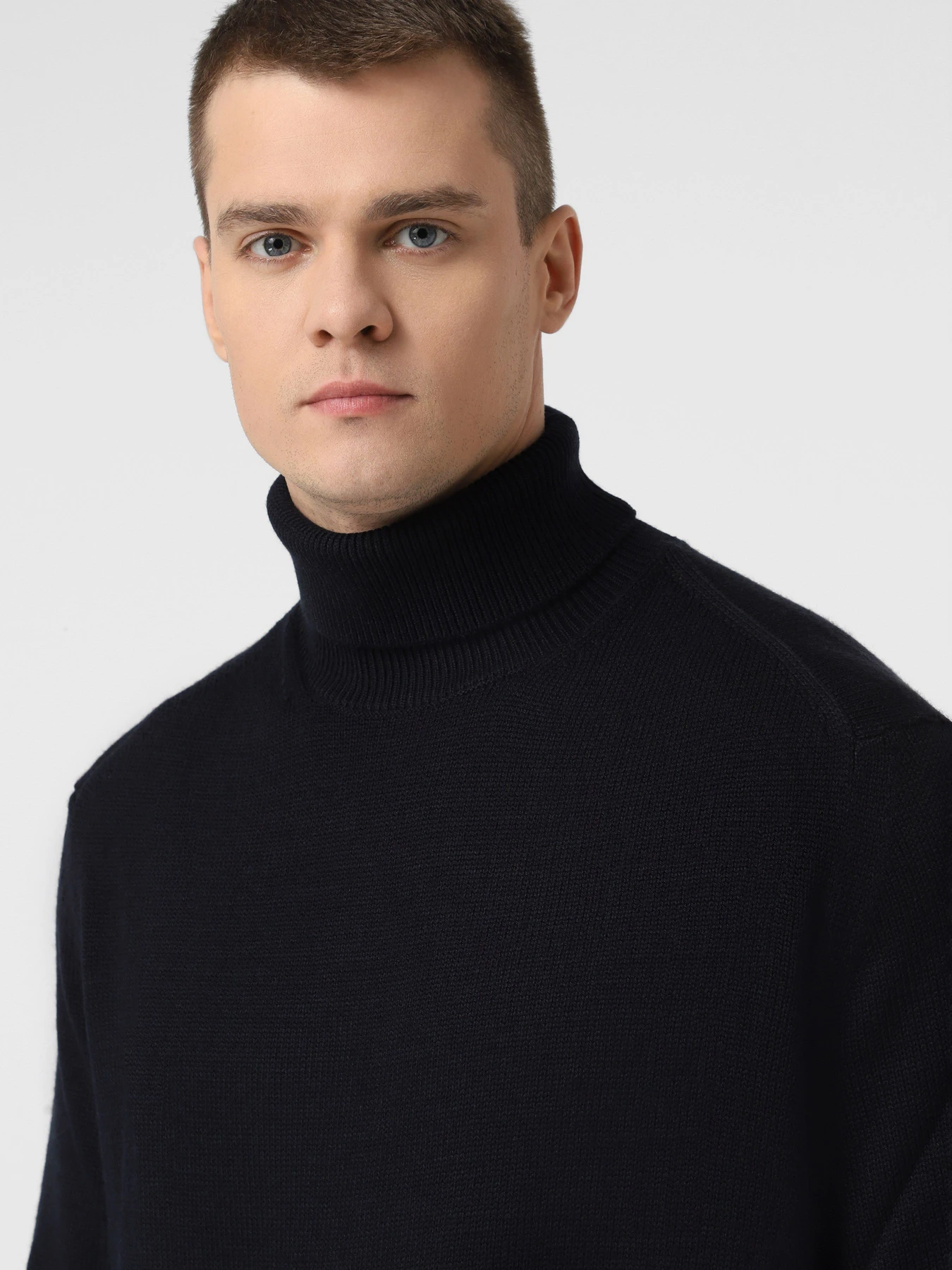 Светри та кардигани Armani Exchange модель XM001917-AF14008-UB101 Светри та кардигани Armani Exchange модель XM001917-AF14008-UB101 Фото