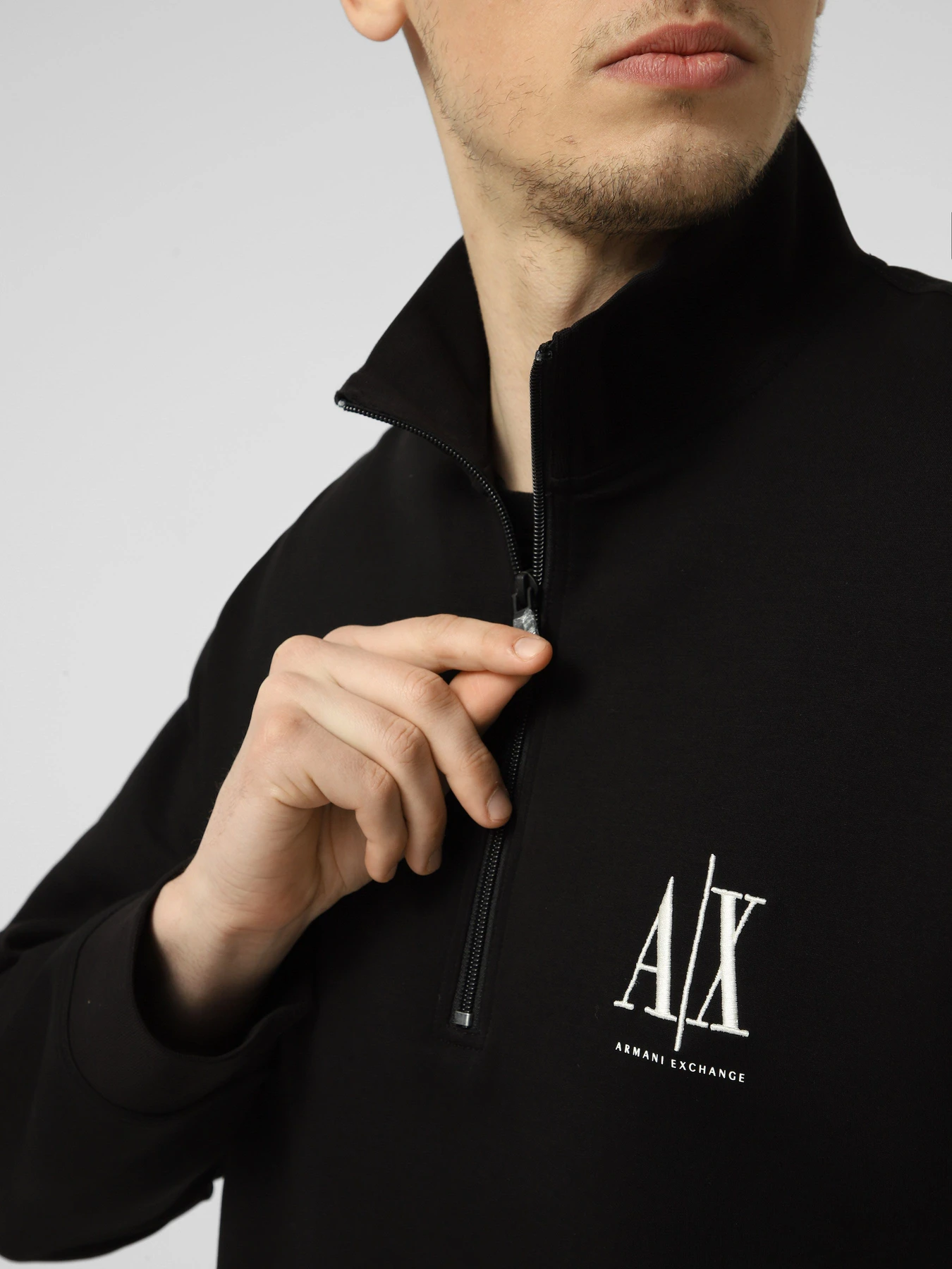 Худи и свитшоты Armani Exchange модель XM000370-AF10818-UC001 Худи и свитшоты Armani Exchange модель XM000370-AF10818-UC001 Фото