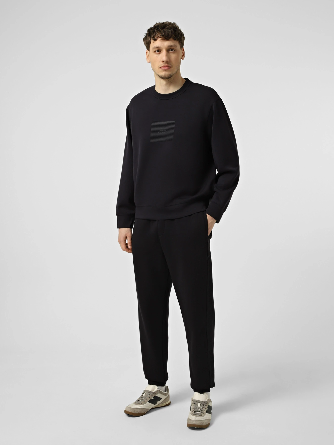 Брюки Armani Exchange модель XM001301-AF10818-UB101 Фото