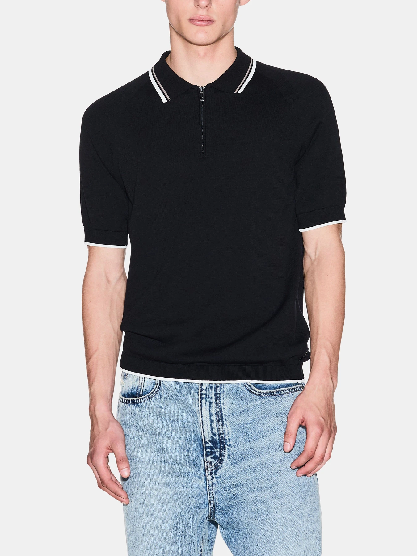 Футболки и поло Armani Exchange модель XM001977-AF20139-UC001 Футболки и поло Armani Exchange модель XM001977-AF20139-UC001 Фото