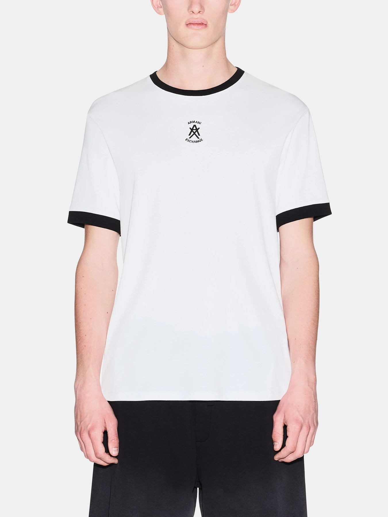 Футболки и поло Armani Exchange модель XM002072-AF19963-U0009 Футболки и поло Armani Exchange модель XM002072-AF19963-U0009 Фото