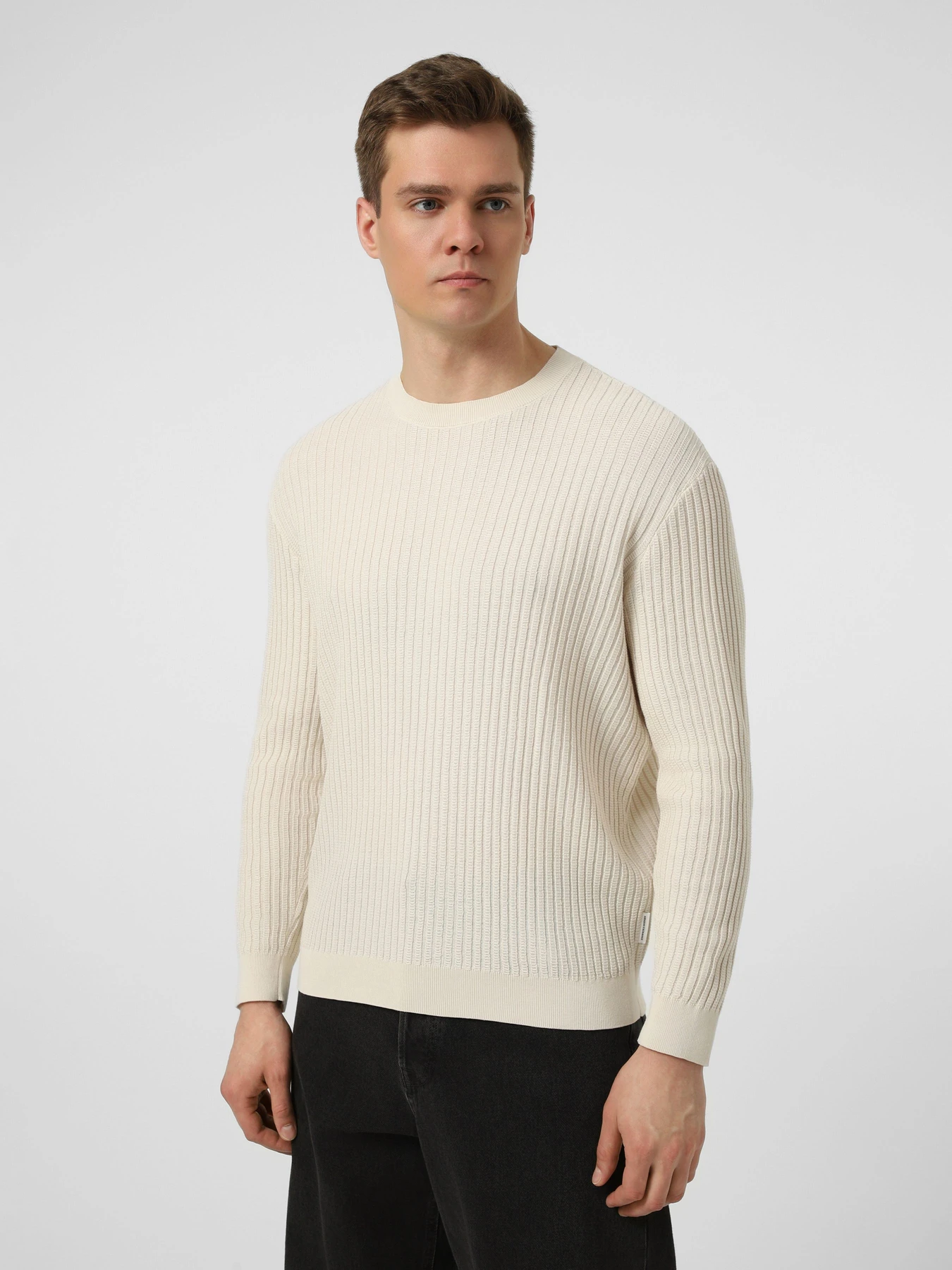 Свитры и кардиганы Armani Exchange модель XM002161-AF20139-U1074 Свитры и кардиганы Armani Exchange модель XM002161-AF20139-U1074 Фото