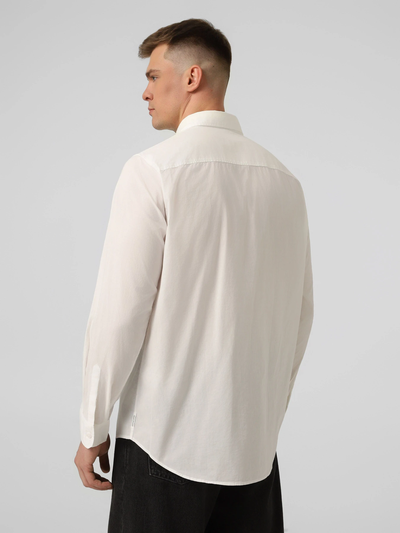 Рубашки Armani Exchange модель XM002319-AF24533-U0009 Рубашки Armani Exchange модель XM002319-AF24533-U0009 Фото