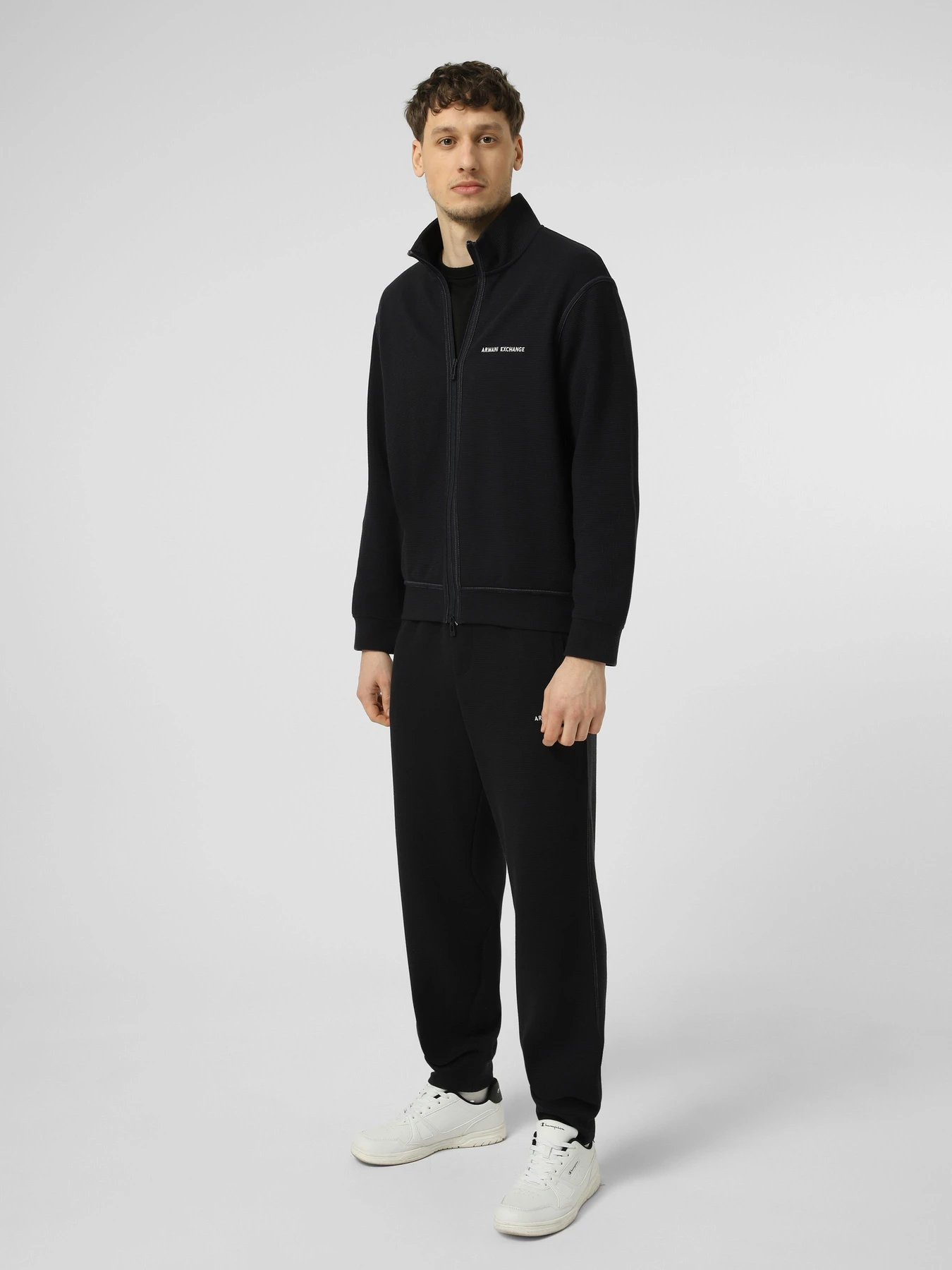 Худи и свитшоты Armani Exchange модель XM002327-AF21870-UB101 Фото