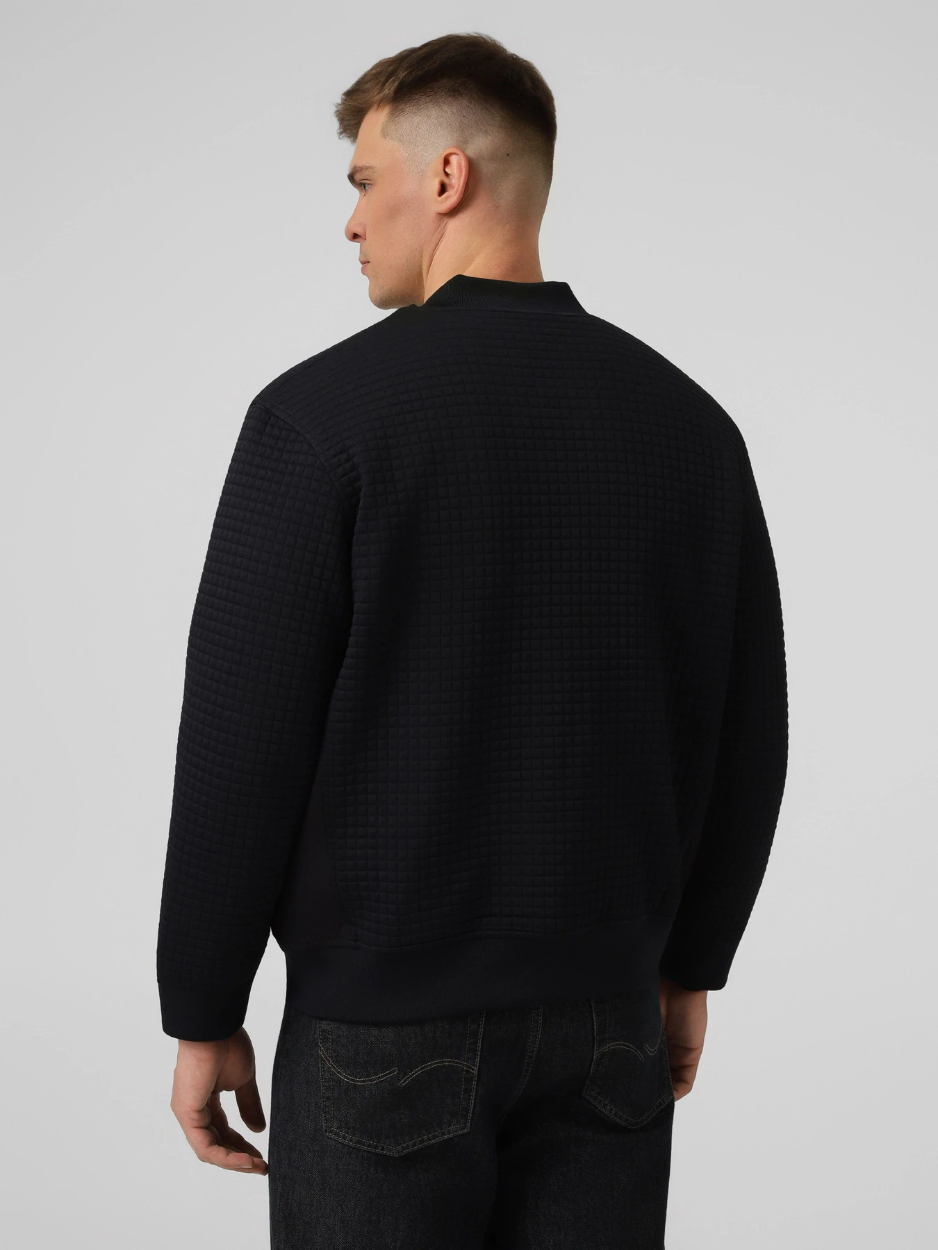 Куртки и дубленки Armani Exchange модель XM002409-AF13029-UB101 Куртки и дубленки Armani Exchange модель XM002409-AF13029-UB101 Фото