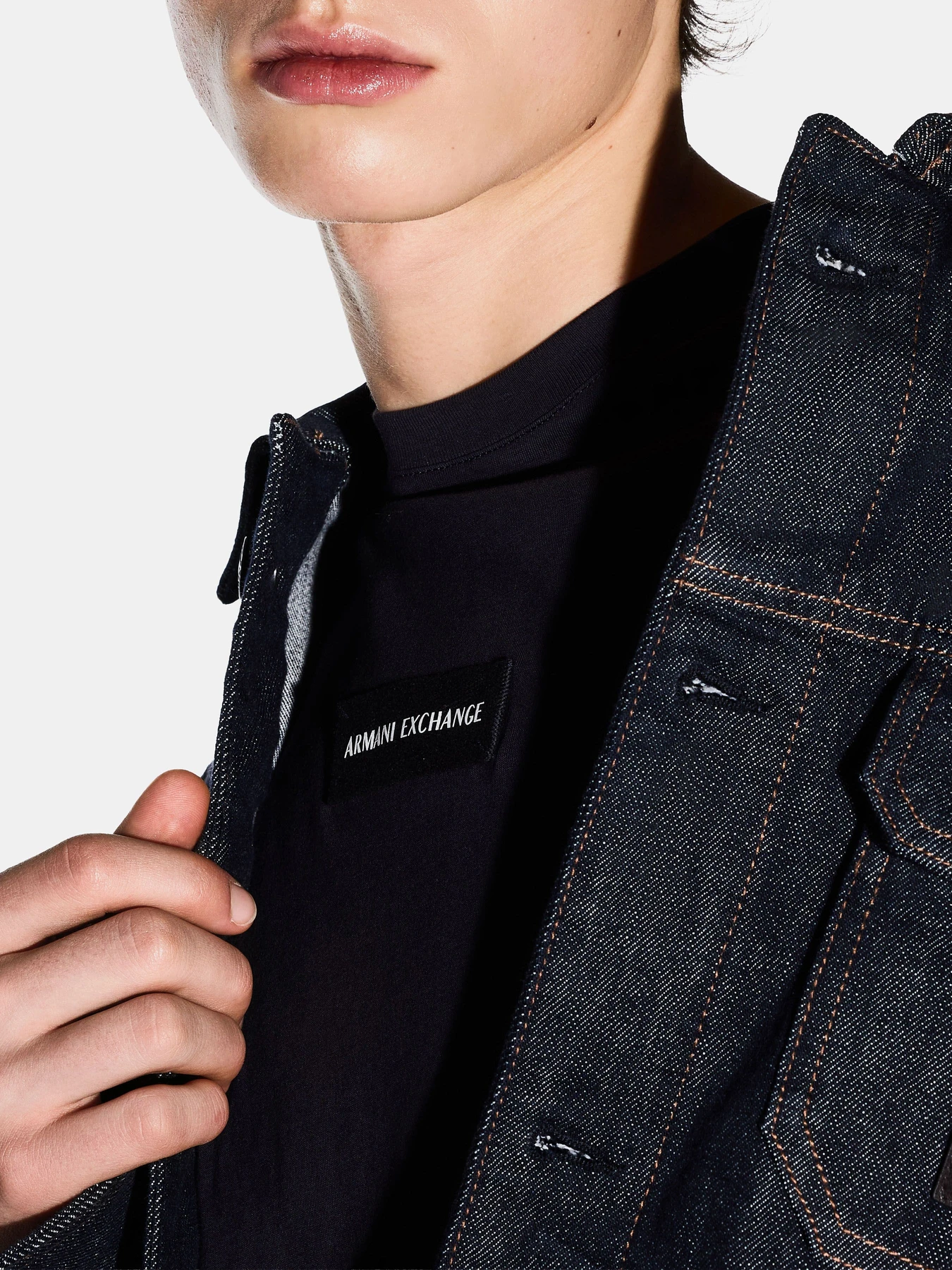 Футболки и поло Armani Exchange модель XM002471-AF10356-UB101 Футболки и поло Armani Exchange модель XM002471-AF10356-UB101 Фото