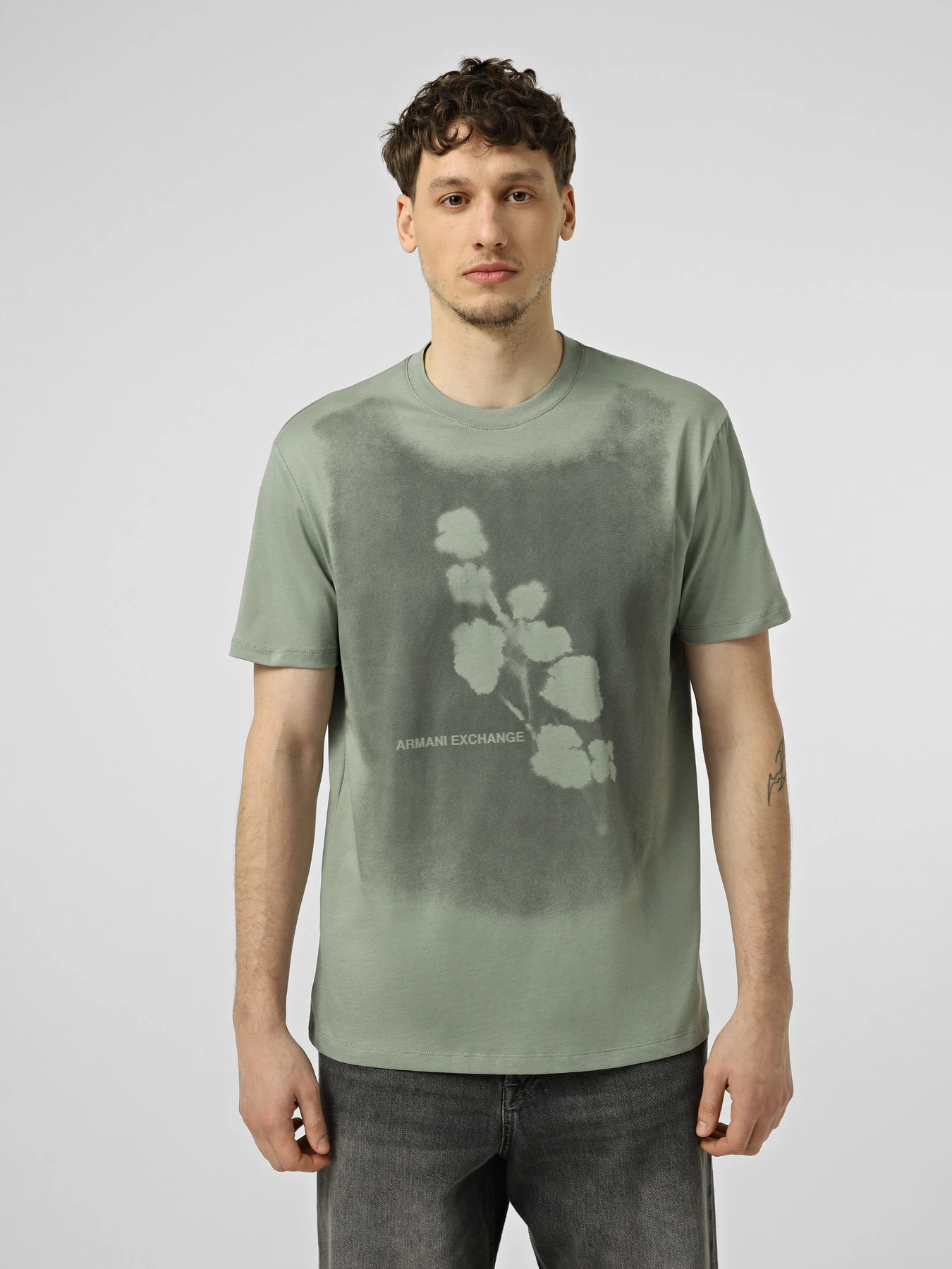 Футболки и поло Armani Exchange модель XM002479-AF10358-U7210 Футболки и поло Armani Exchange модель XM002479-AF10358-U7210 Фото