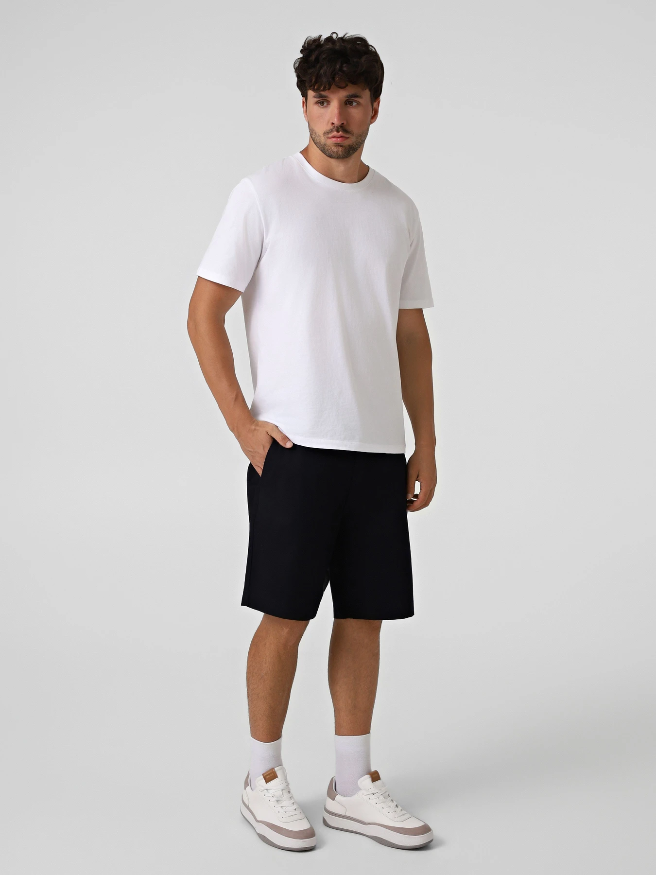 Шорти Armani Exchange модель XM000627-AF13183-UB101 Шорти Armani Exchange модель XM000627-AF13183-UB101 Фото