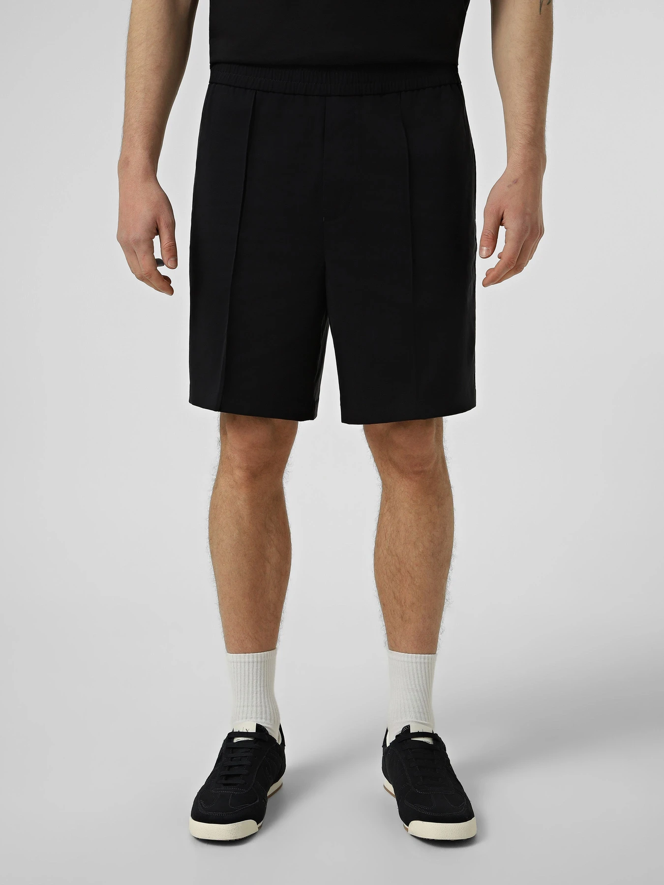 Шорты Armani Exchange модель XM002095-AF22545-UB101 Фото