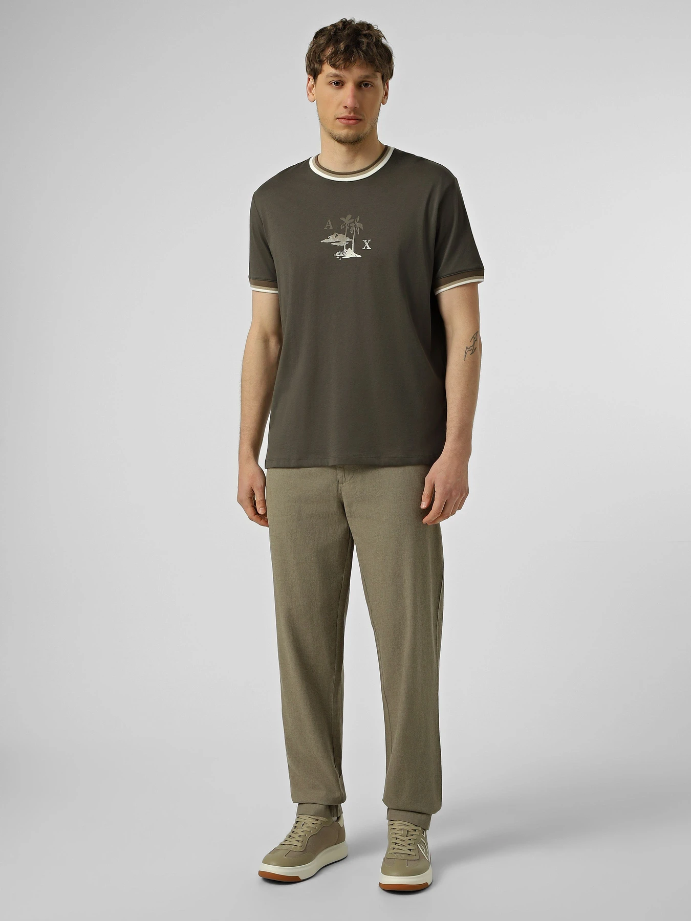 Брюки Armani Exchange модель XM002293-AF22842-U6229 Брюки Armani Exchange модель XM002293-AF22842-U6229 Фото