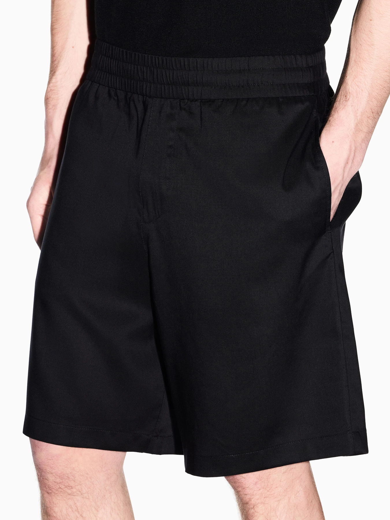 Шорты Armani Exchange модель XM002299-AF22715-UC001 Шорты Armani Exchange модель XM002299-AF22715-UC001 Фото