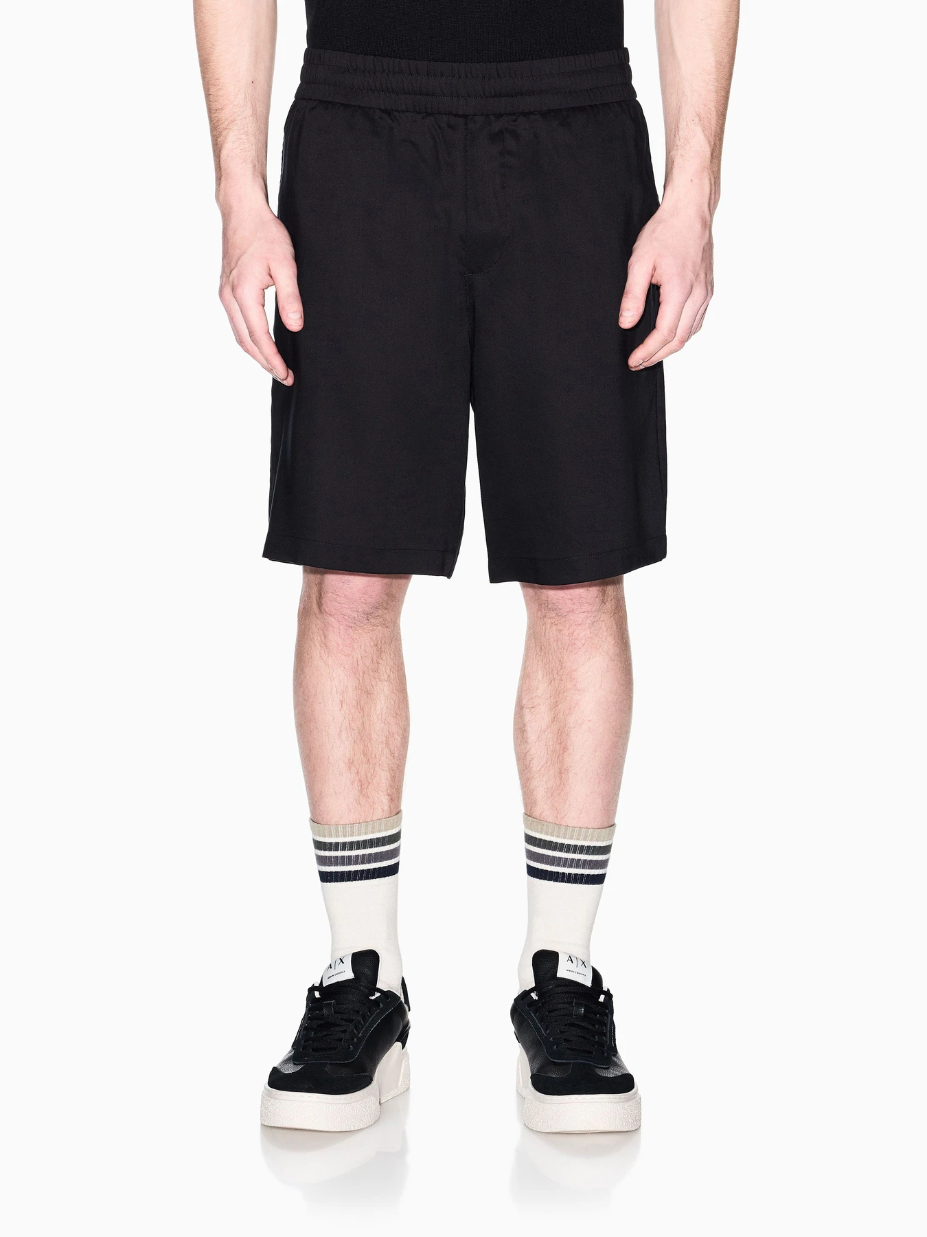 Шорты Armani Exchange модель XM002299-AF22715-UC001 Шорты Armani Exchange модель XM002299-AF22715-UC001 Фото