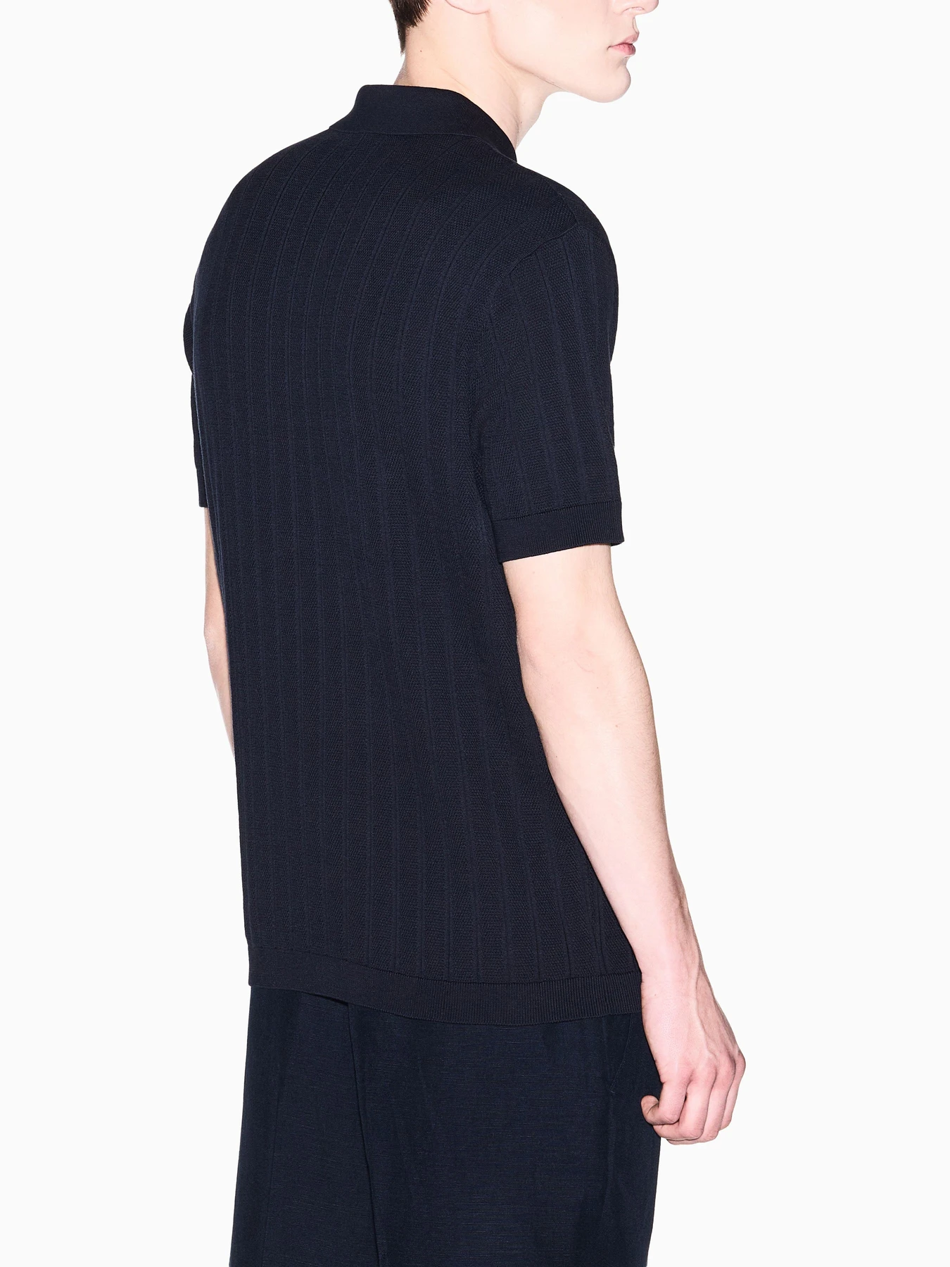 Футболки и поло Armani Exchange модель XM002438-AF22249-UB101 Футболки и поло Armani Exchange модель XM002438-AF22249-UB101 Фото