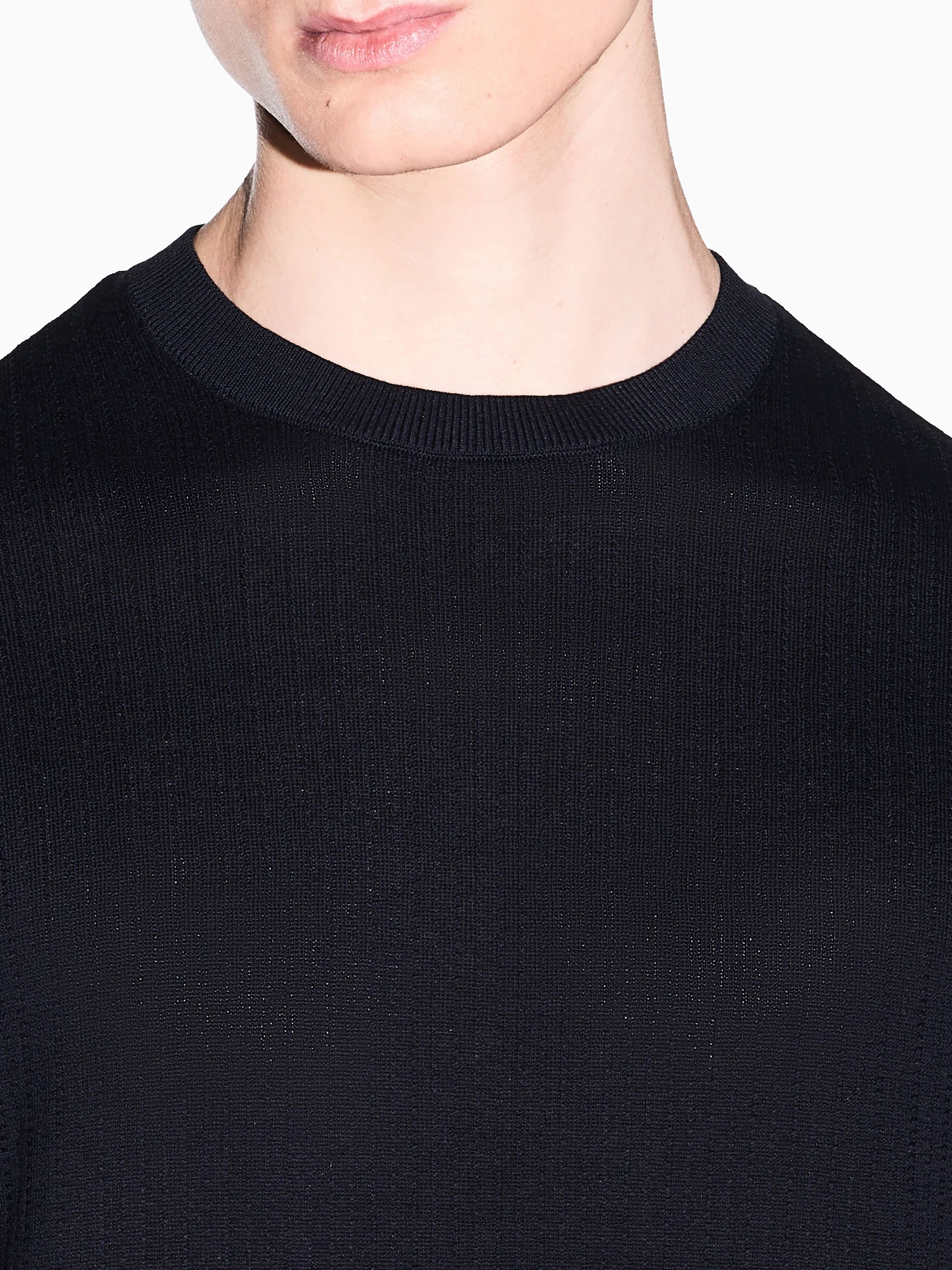 Футболки и поло Armani Exchange модель XM002439-AF22249-UB101 Футболки и поло Armani Exchange модель XM002439-AF22249-UB101 Фото
