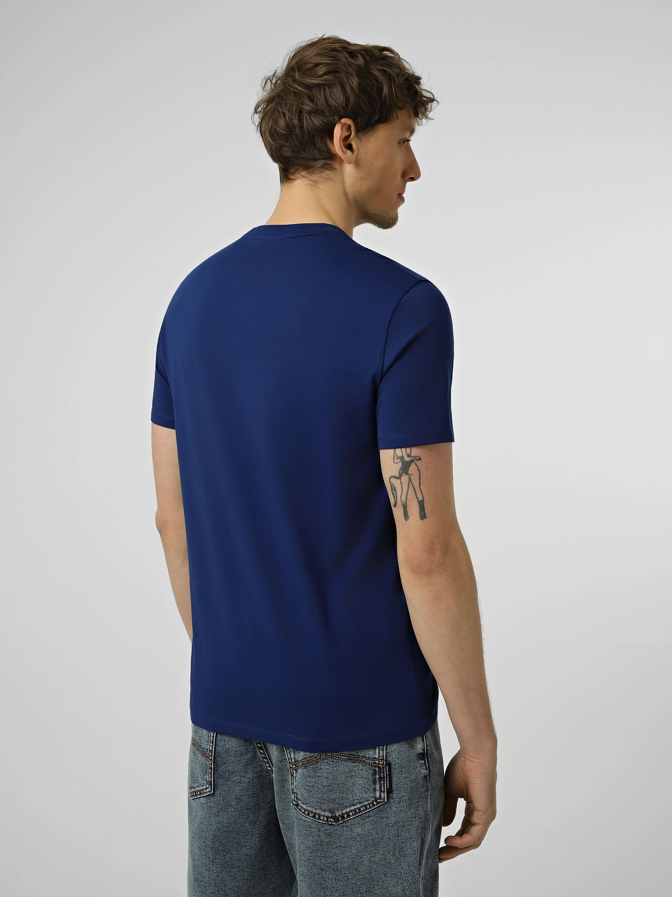 Футболки і поло Armani Exchange модель XM002467-AF10356-UB131 Футболки і поло Armani Exchange модель XM002467-AF10356-UB131 Фото