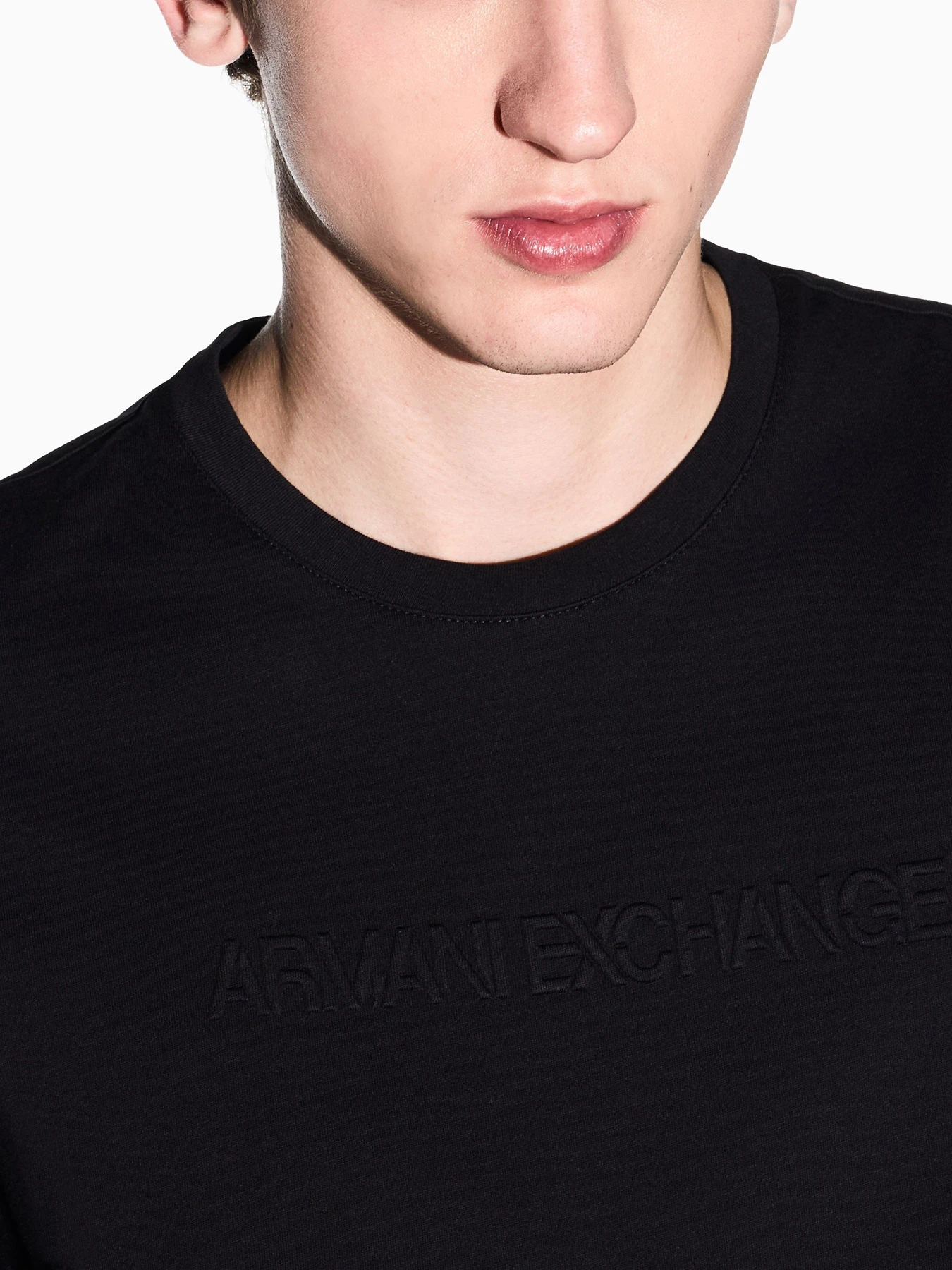 Футболки и поло Armani Exchange модель XM002467-AF10356-UC001 Футболки и поло Armani Exchange модель XM002467-AF10356-UC001 Фото
